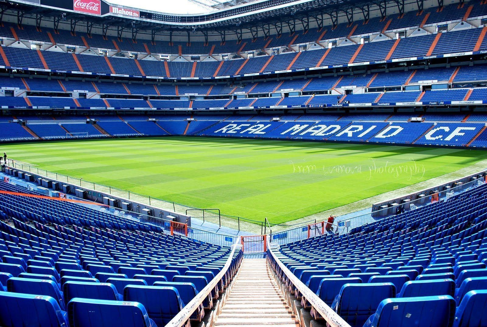 1600x1080 Real Madrid Stadium wallpaper HD, Desktop