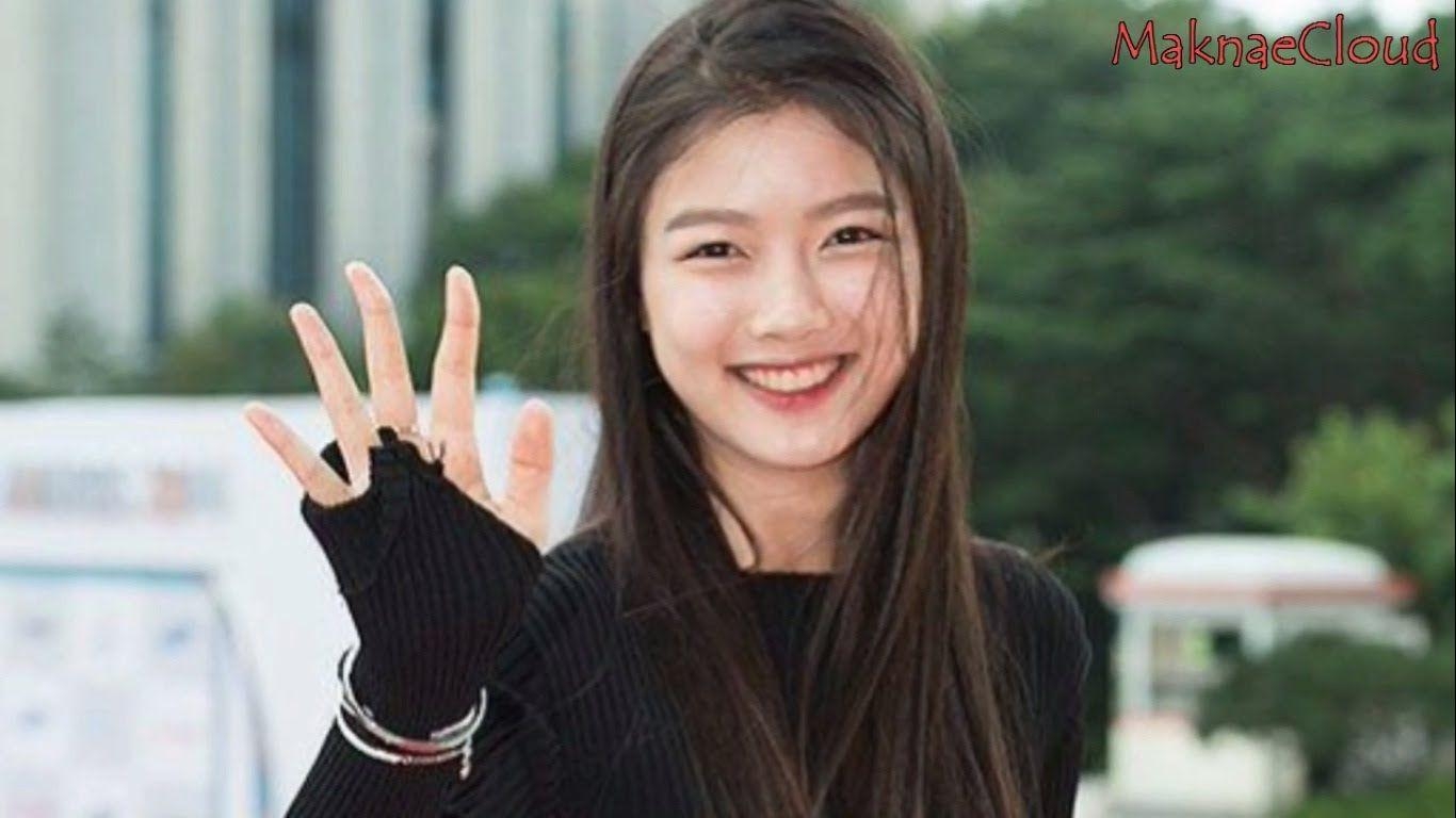 1370x770 Kim yoo jung birthday 1 Happy Birthday World, Desktop