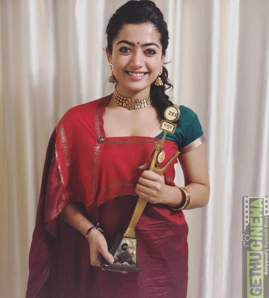 870x960 Geetha Govindam Actress Rashmika Mandanna 2018 Cute Image, Phone