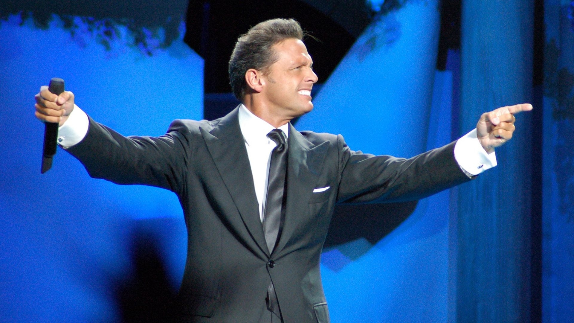 1920x1080 Luis Miguel, Desktop