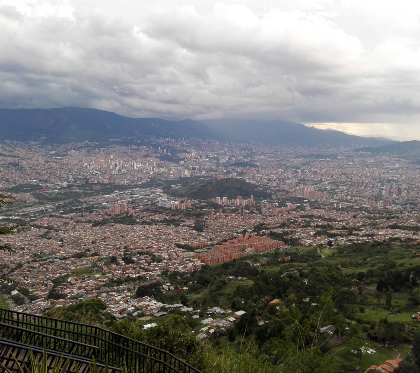 1440x1280 Medellin Wallpaper, Desktop