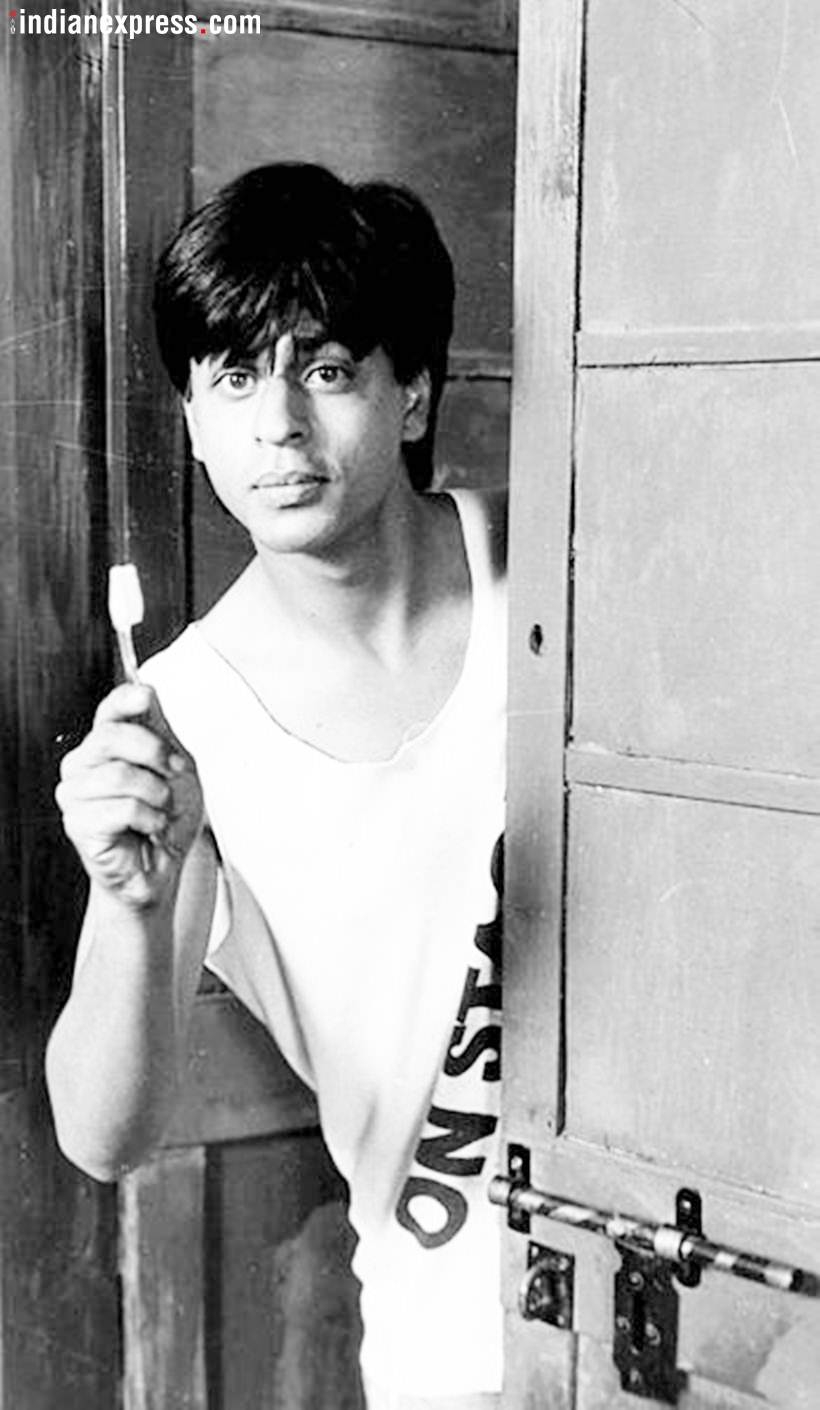 820x1410 Shah Rukh Khan, Shahrukh Khan, Srk, Srk Image, Shahrukh, Phone