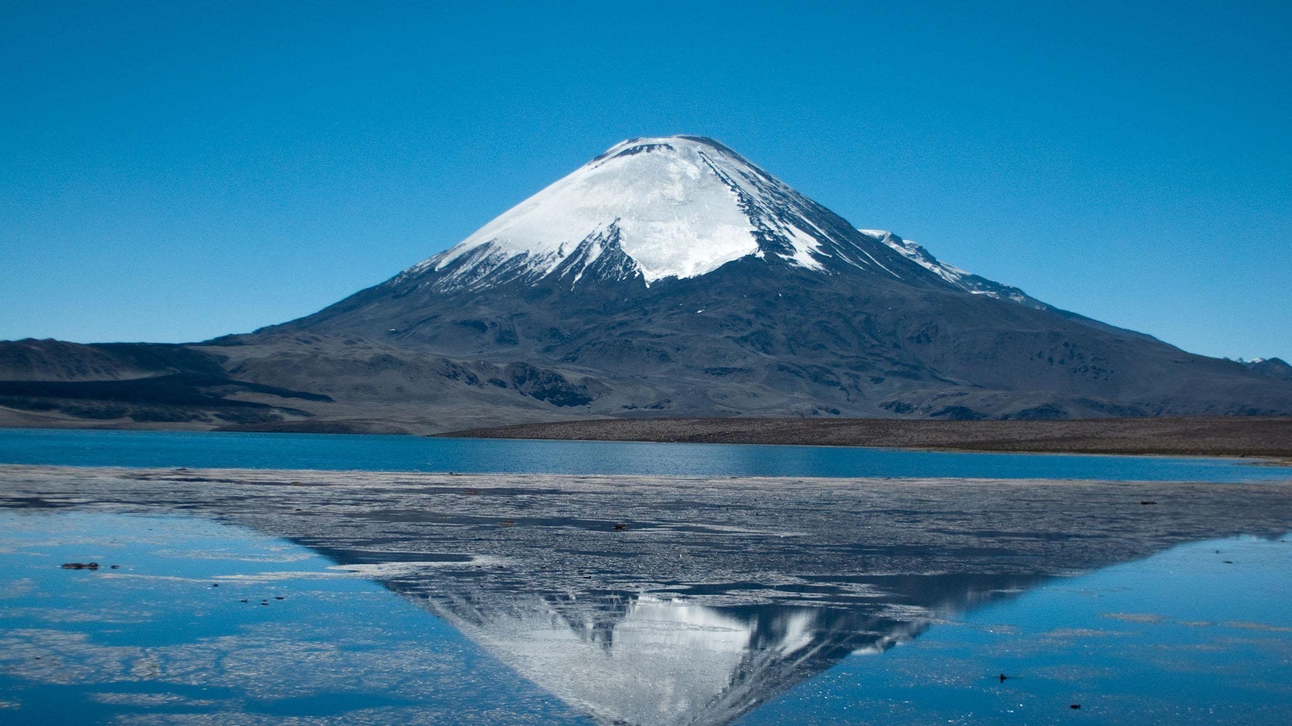 2560x1440 Nevado Sajama Bolivia Wallpaper, Desktop