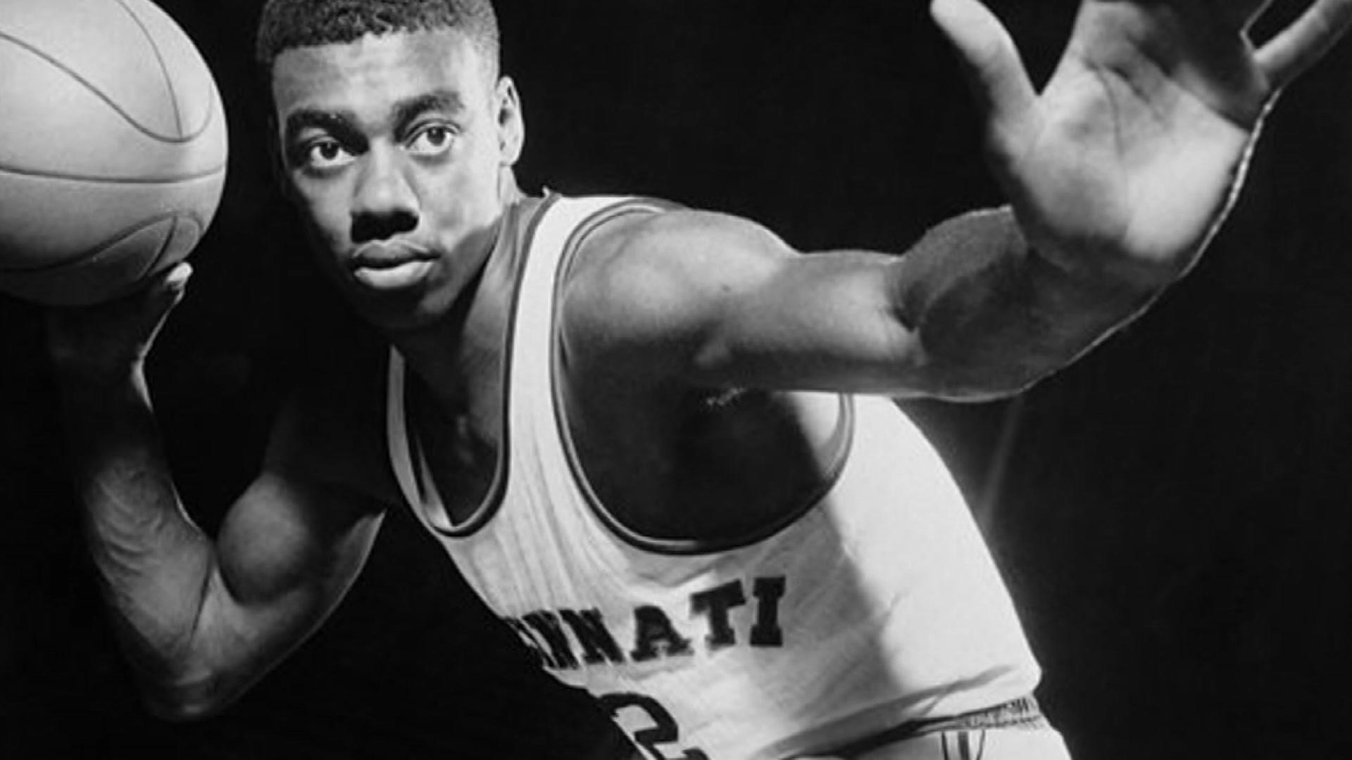 1920x1080 Oscar Robertson memorabilia up for auction, Desktop