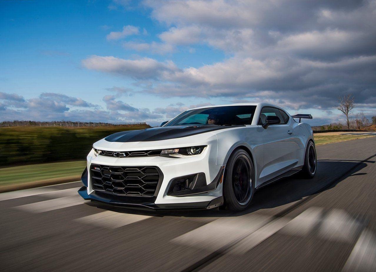 1280x930 Chevrolet Camaro ZL1 1LE Wallpaper Photo 4K Auto Review, Desktop