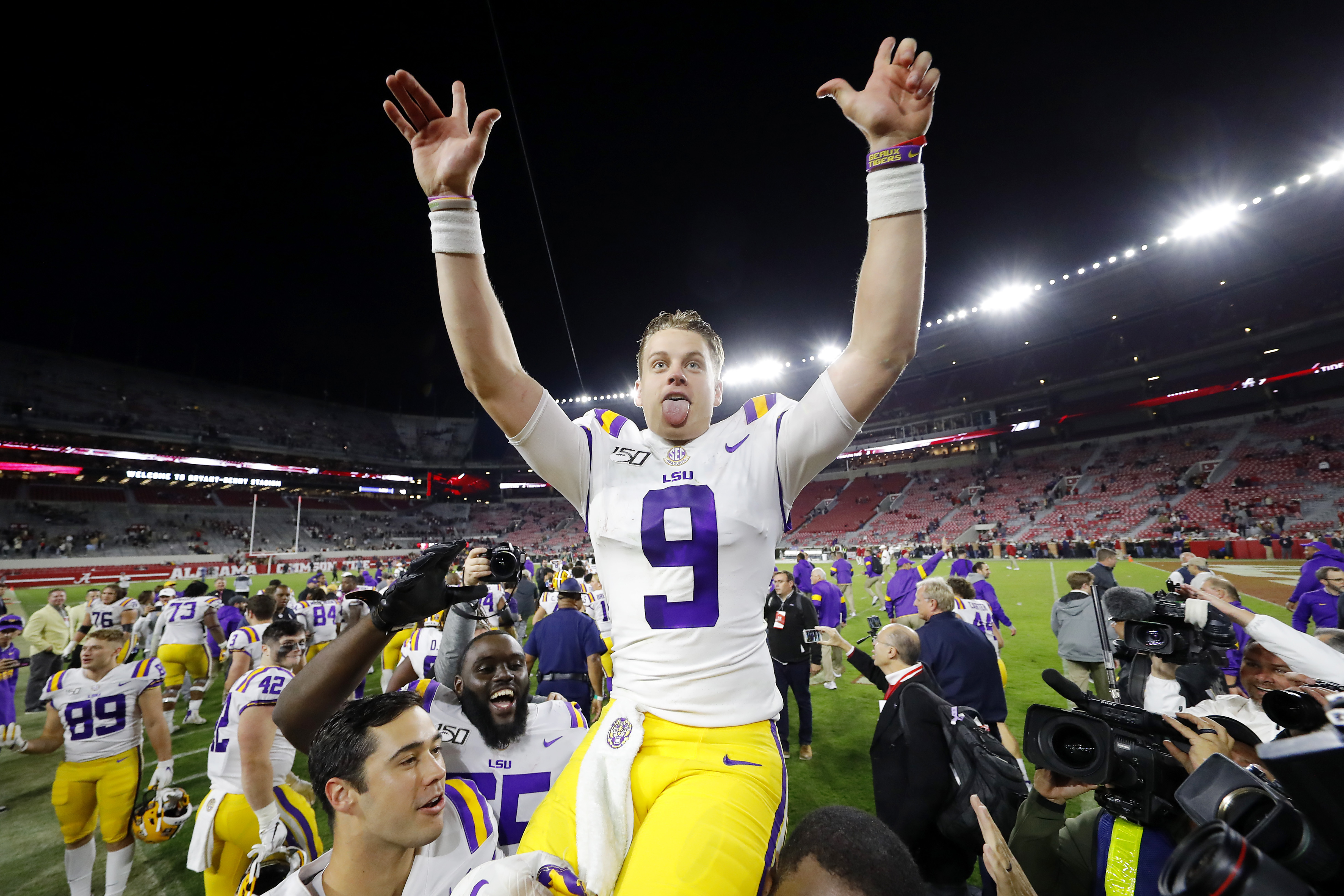 4890x3260 Joe Burrow sparks No. 1 LSU past No. 2 'Bama in showdown Boston Globe, Desktop