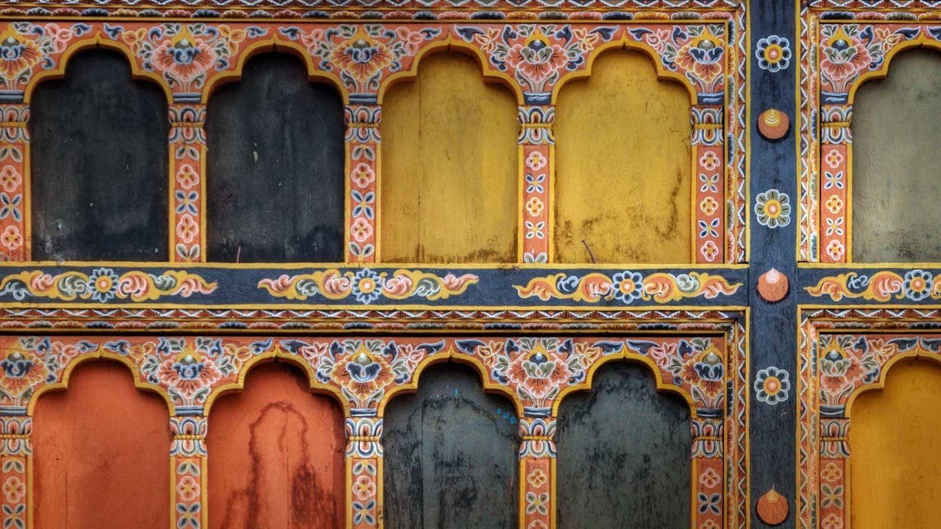 1370x770 Nexus Wallpaper: Architectural detail of Rinpung Dzong in Paro, Desktop