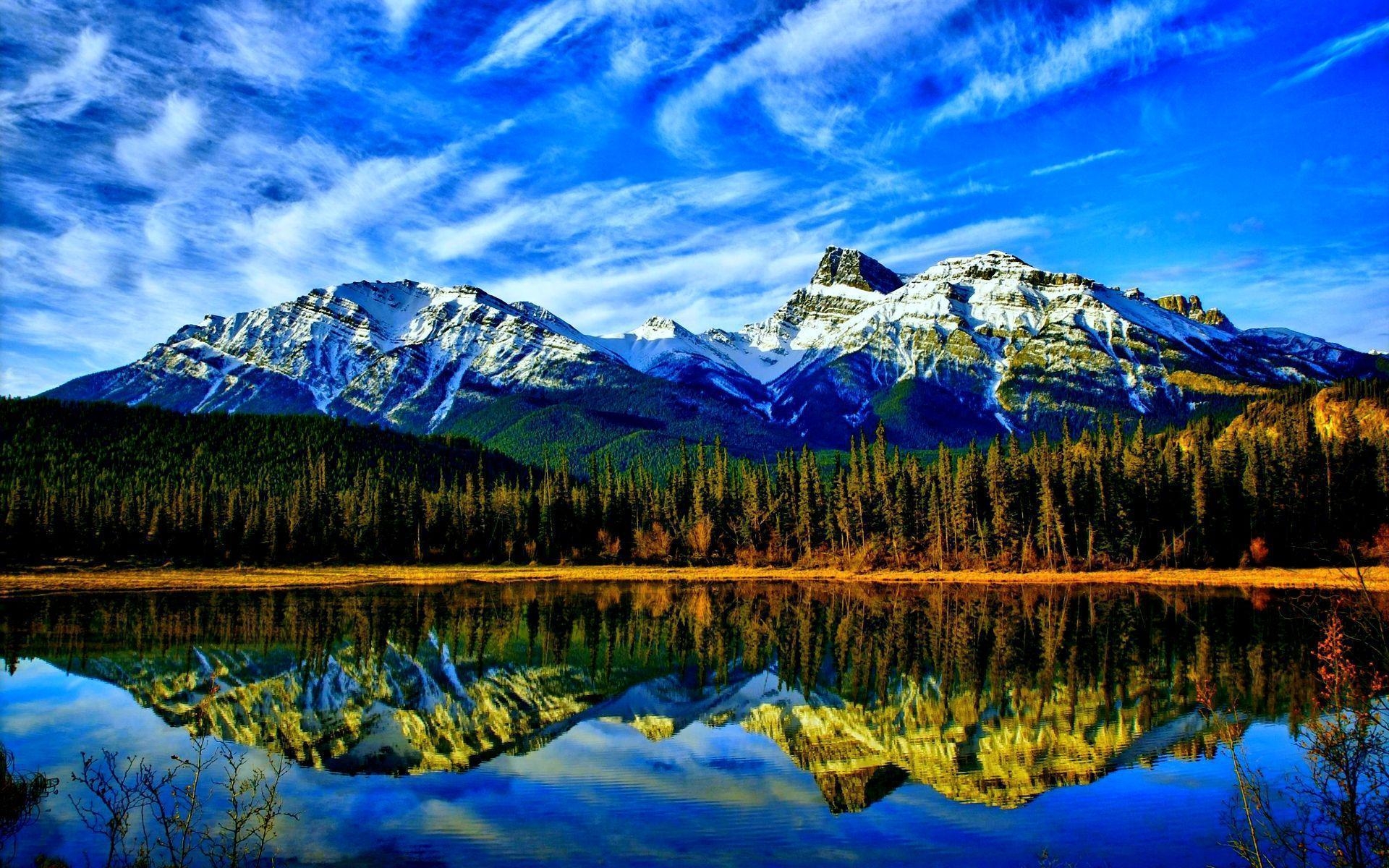 1920x1200 HD Stunning Mountain Lake Wallpaper and Photo. HD Landscape, Desktop