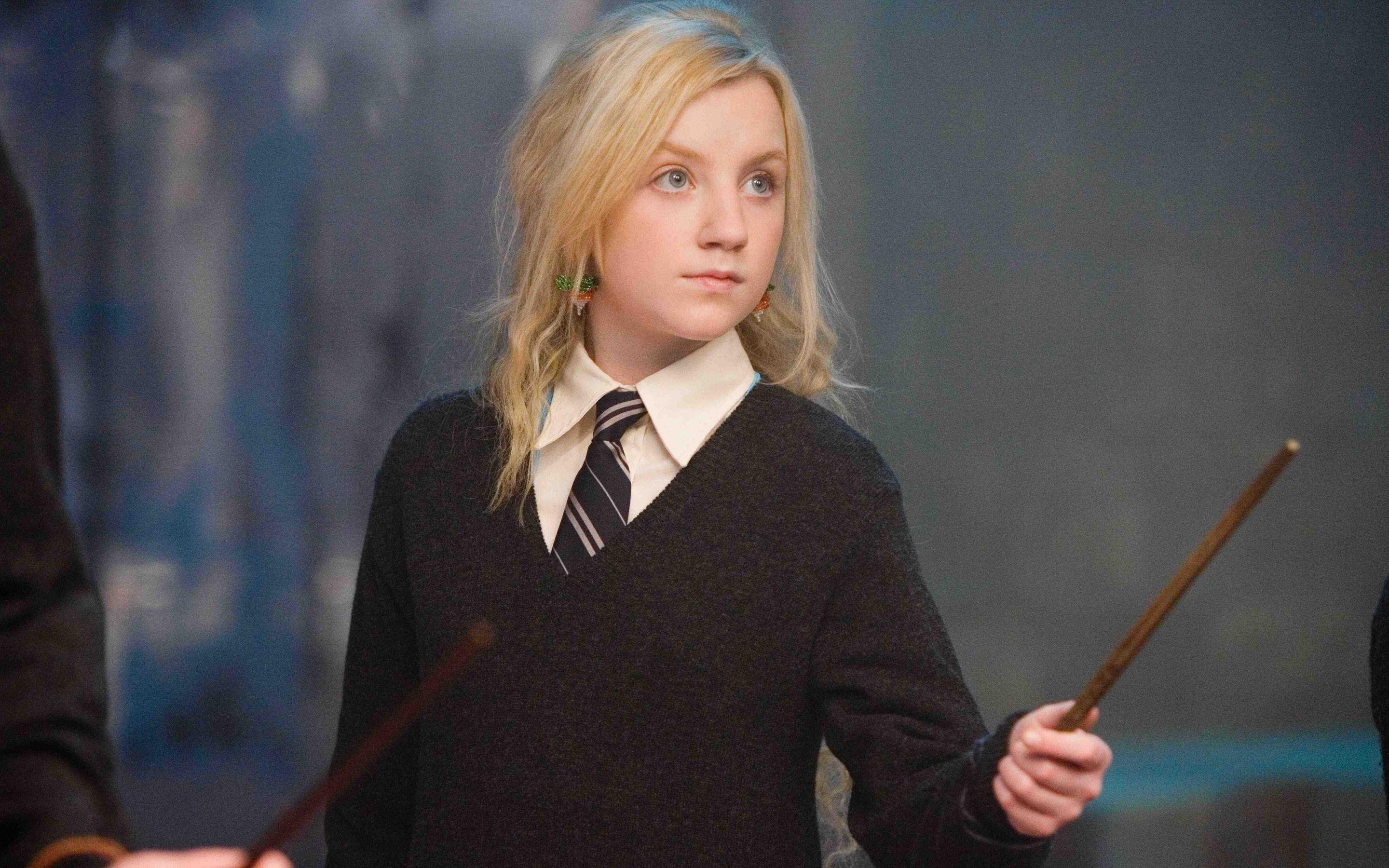 2880x1800 Hot HD Evanna Lynch Wallpaper, Desktop