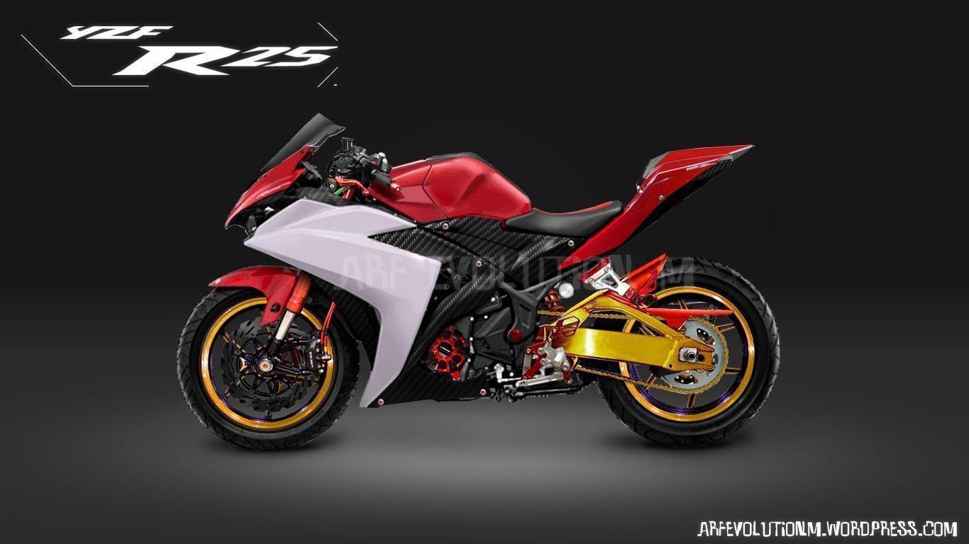 1370x770 BikePics 2015 Yamaha Yzf R25, Desktop