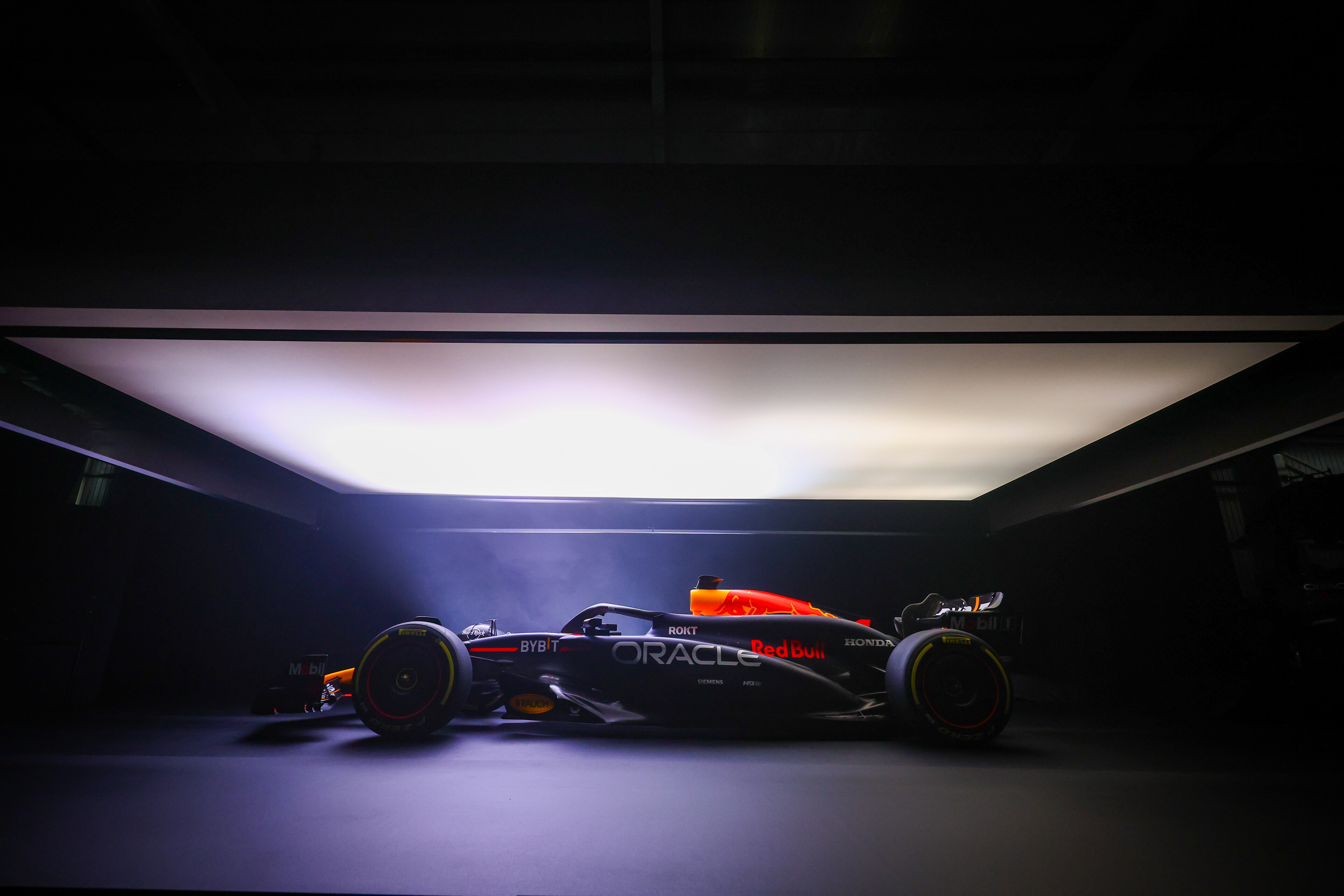 3840x2560 F1: Oracle Red Bull Racing RB20 Car, Desktop