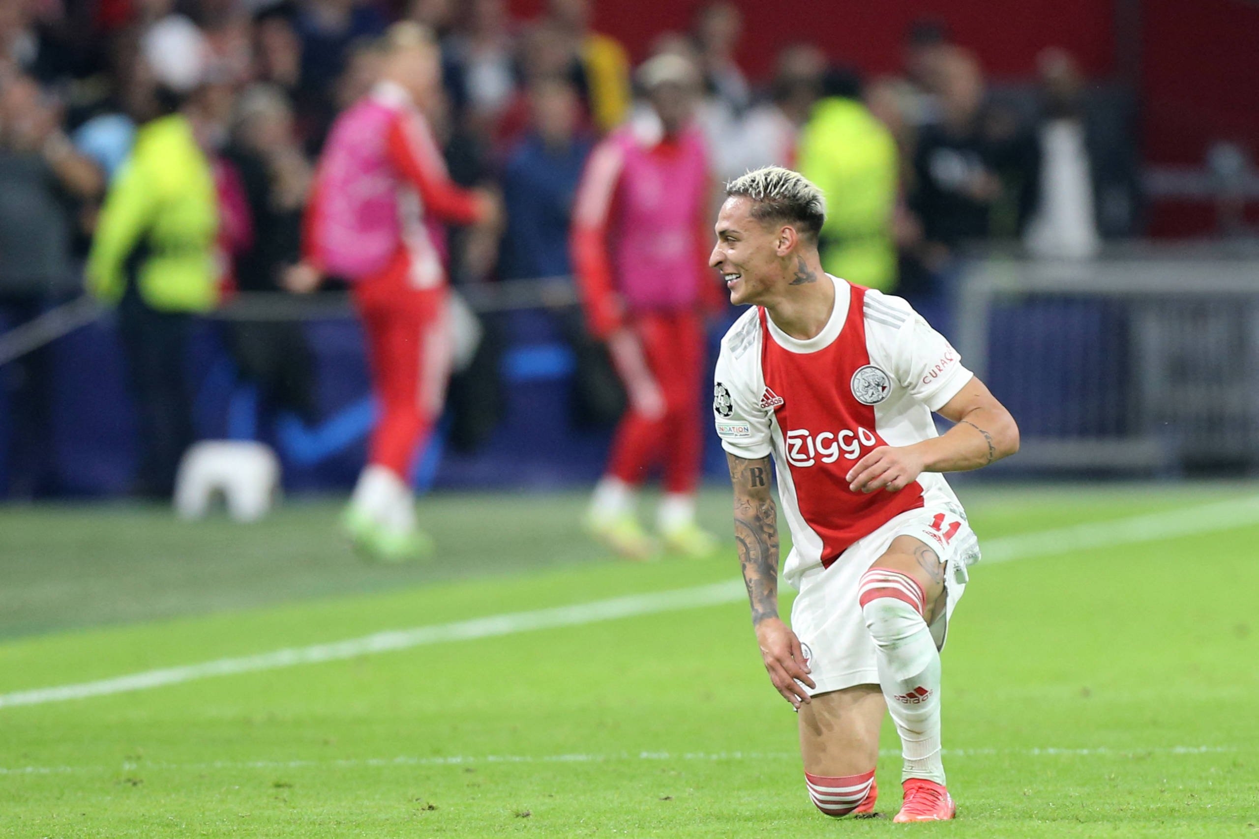 2560x1710 Ajax standout, Antony enters Manchester City's crosshairs News Agency, Desktop