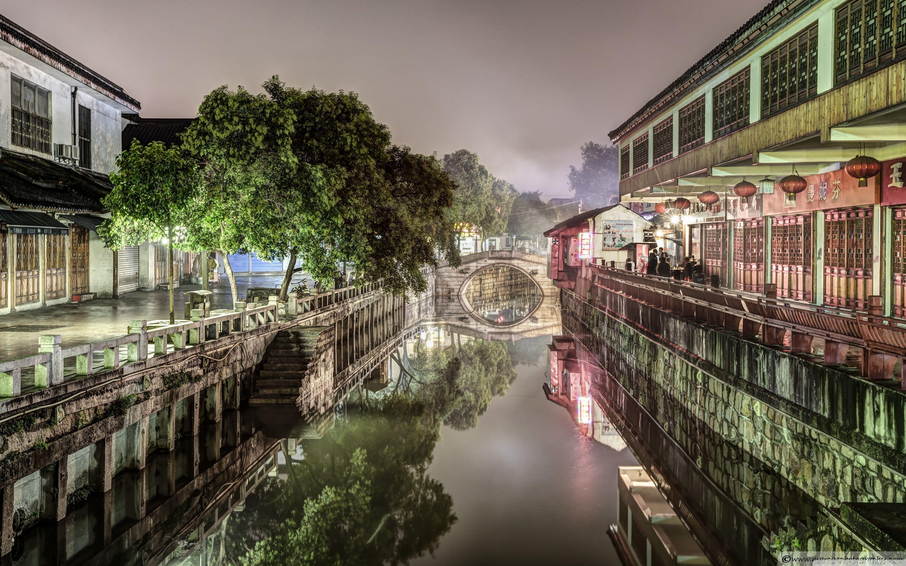 3840x2400 Nanxiang Ancient Town at Night (Shanghai, China) HD desktop, Desktop