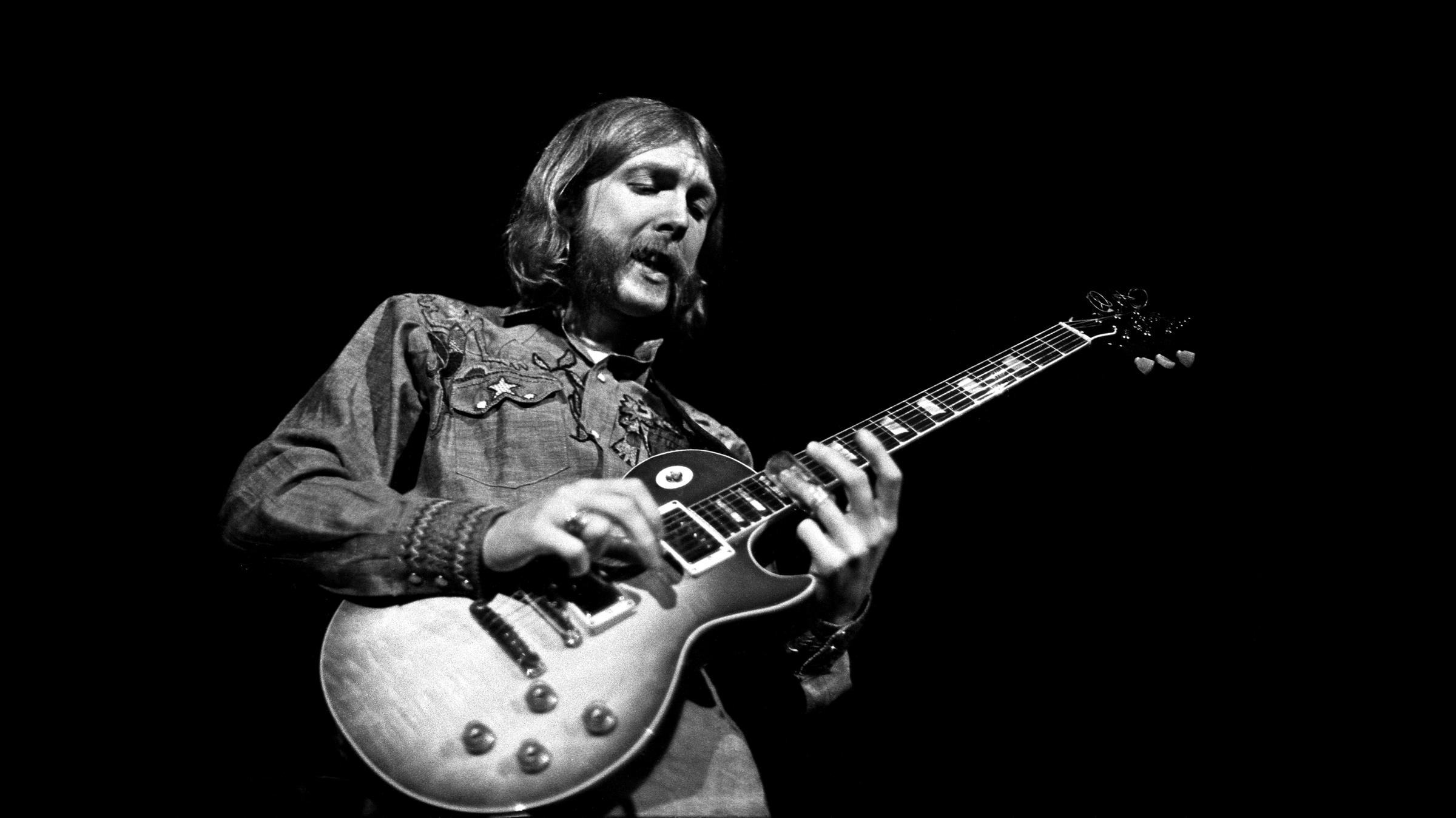 2400x1350 Duane Allman: Guitar Playing That 'Gets Inside Of You', Desktop