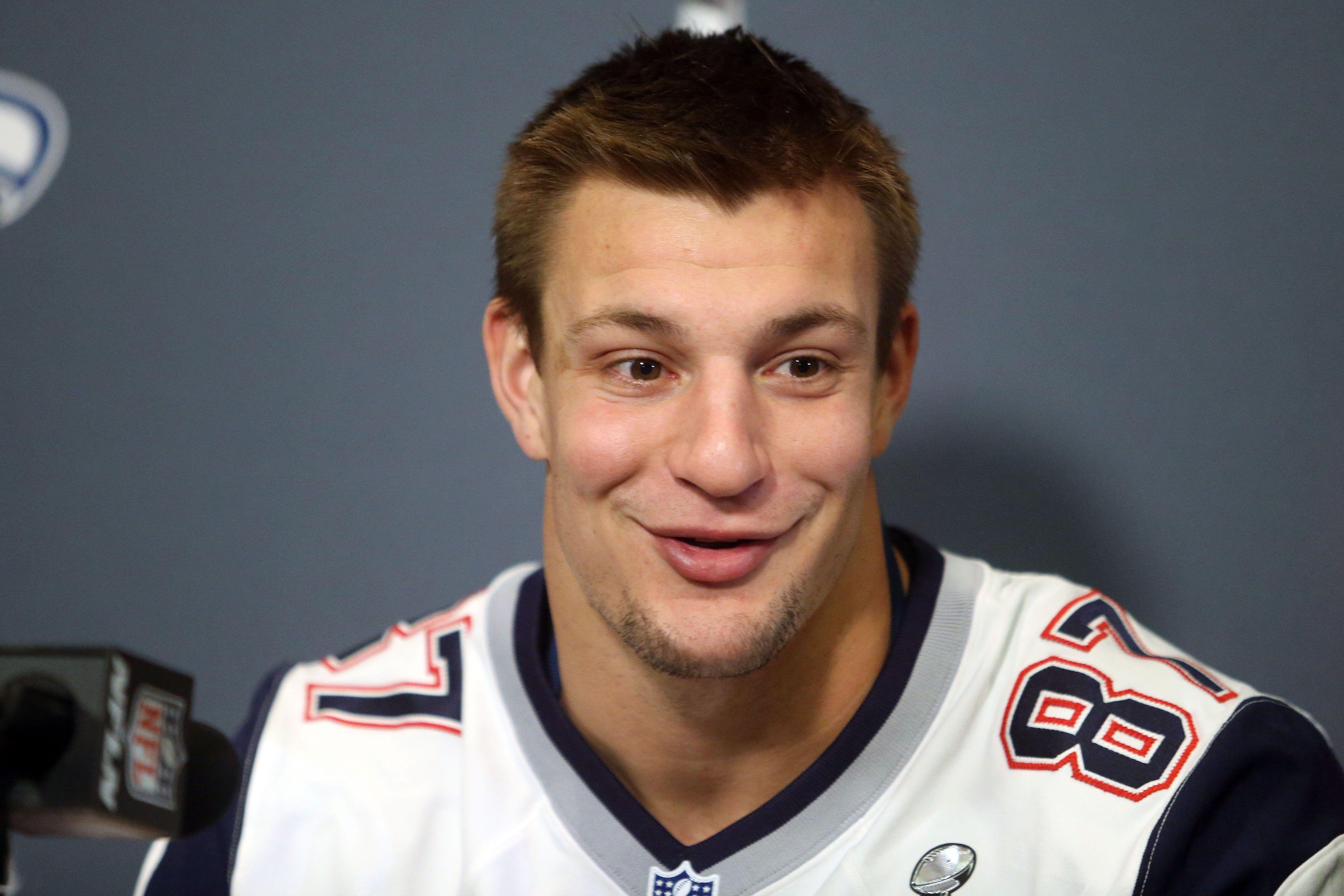 4690x3130 Rob Gronkowski Wallpaper HD, Desktop