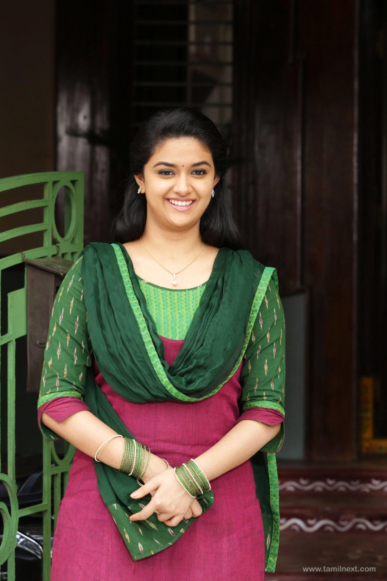 1340x2000 Actress Keerthy Suresh from Bairavaa Stills, Phone