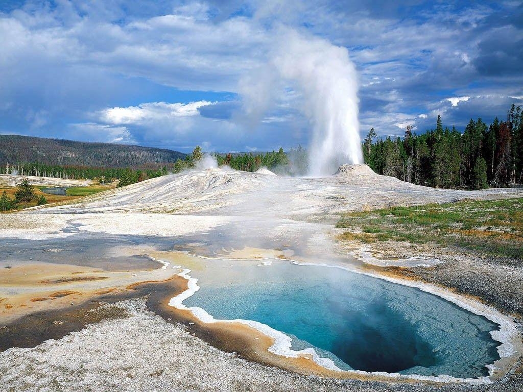 1030x770 Forces of Nature: National Gran Nature Geyser Park Yellowstone, Desktop