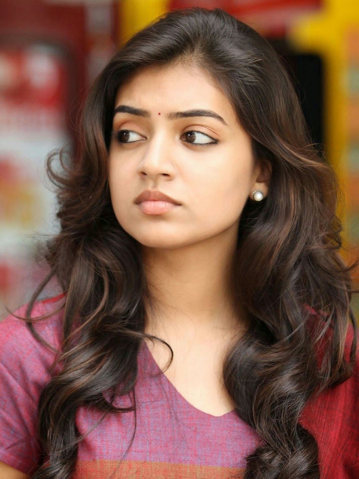 1200x1600 Kollywood Celebrities & Tamil movies Reviews: Nazriya Nazim, Phone