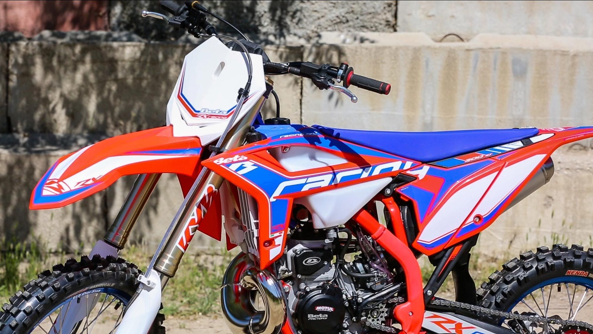 2030x1140 #Beta 300 RX Guide: 2021 #Beta 300 RX, BETA'S FIRST MOTOCROSS BIKE. Introducing the 2021 Beta 300 RX. Beta Offers a Lim. Motocross, Racing bikes, Motorcycle, Desktop