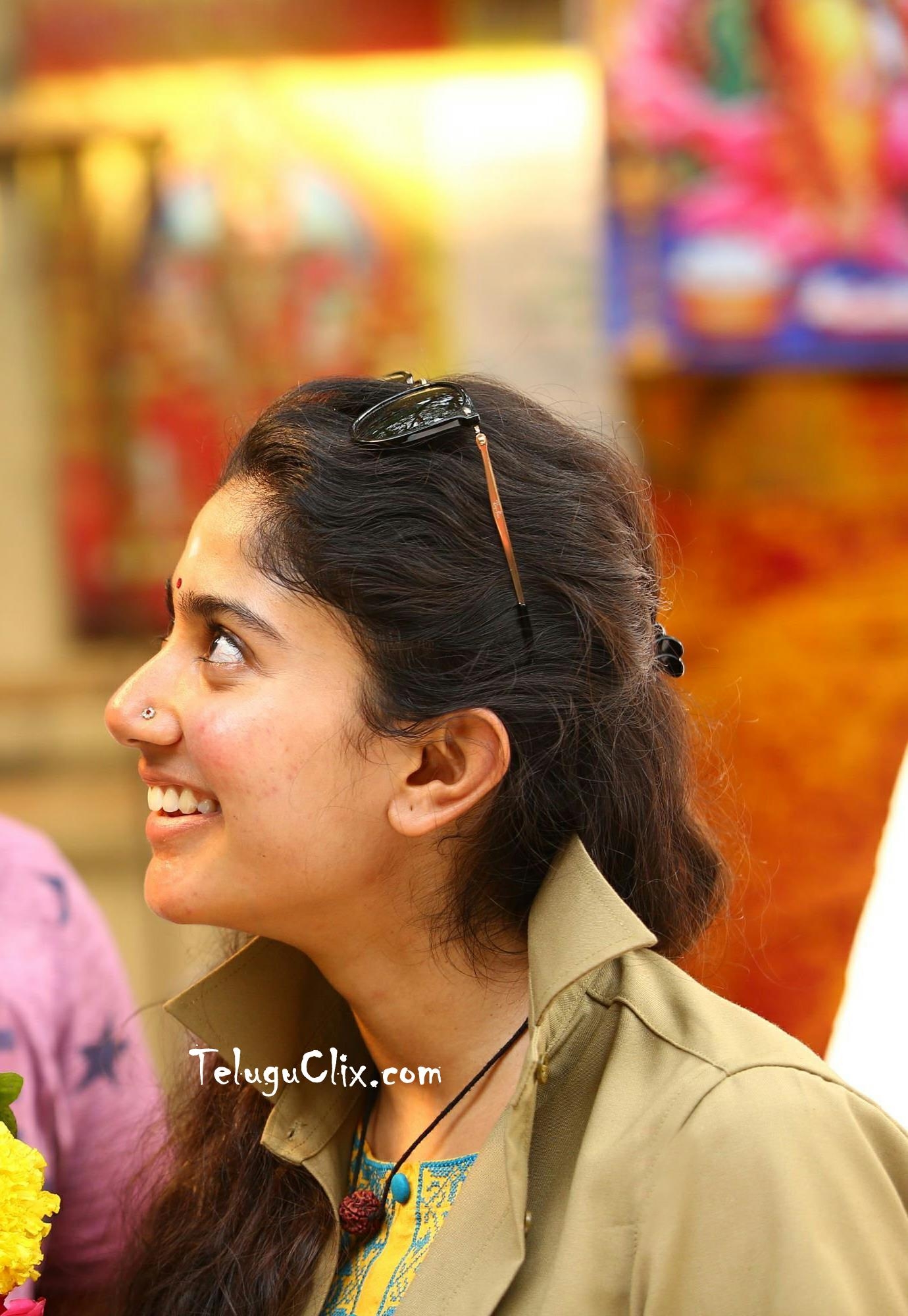 1380x2000 Sai Pallavi in From Maari 2 Movie HD HQ Photo image Stills Pics, Phone