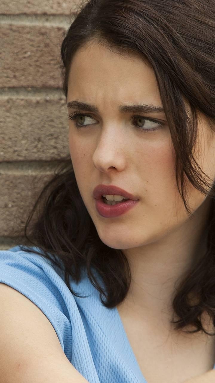 720x1280 Margaret Qualley Wallpaper, Phone