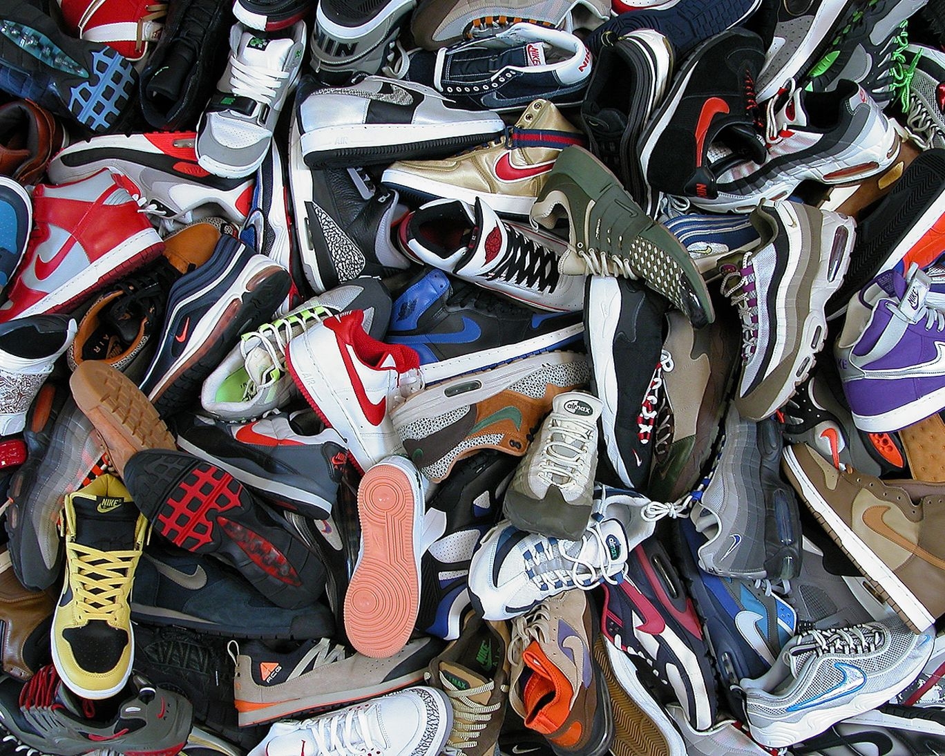 1370x1100 Sneaker Collage Wallpaper, Desktop