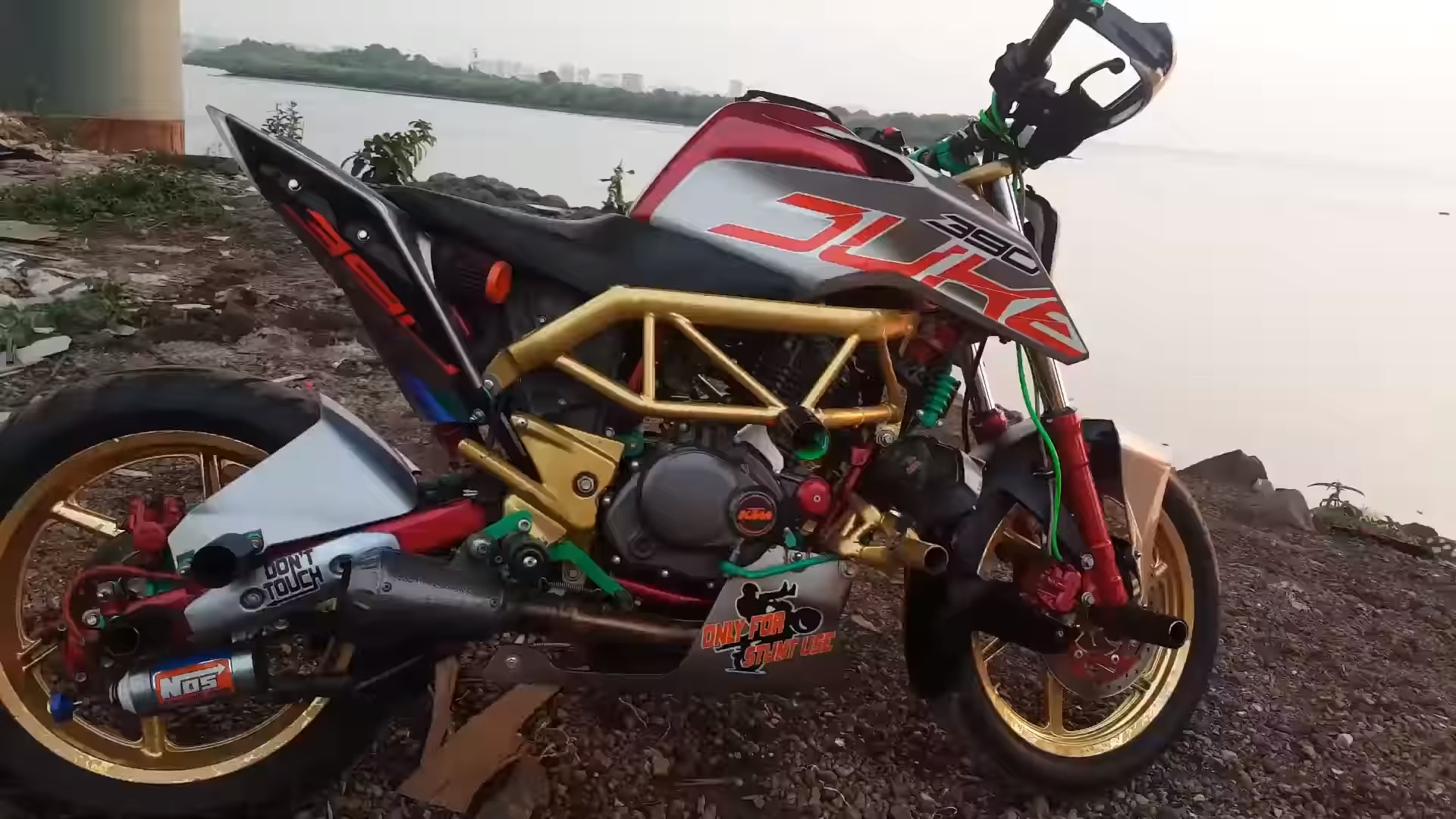 1920x1080 Bajaj Pulsar 220 modified into KTM 390 Duke, Desktop