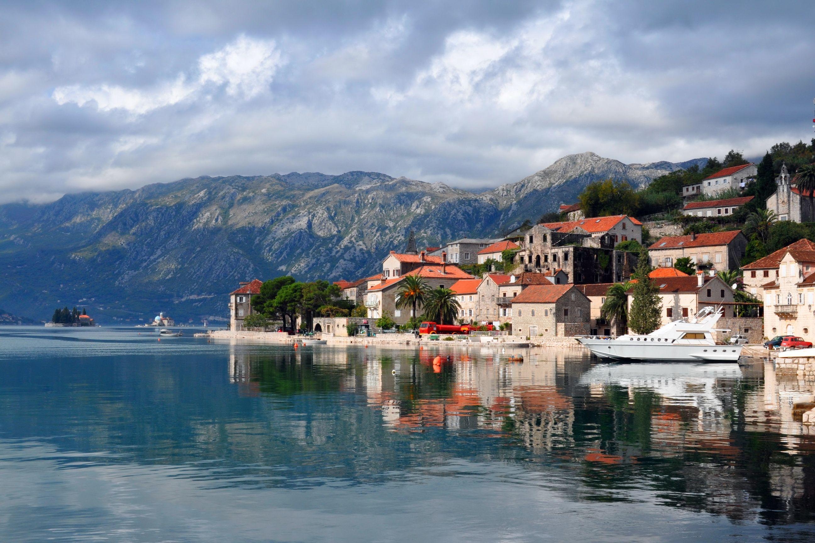 2600x1730 Picture Perast Montenegro Sea Coast Cities Houses, Desktop