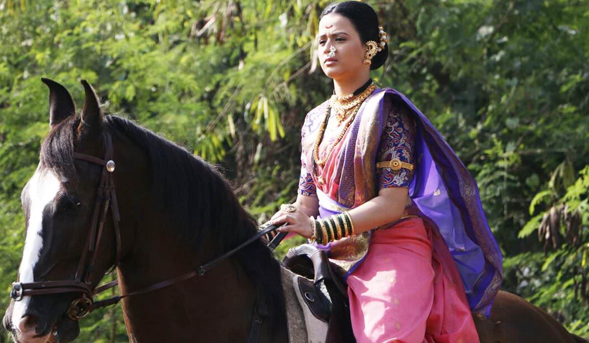 1200x700 Actress Prajakta Gaikwad Learned Horse Riding and Sword Fighting for Swarajya Rakshak Sambhaji, Desktop