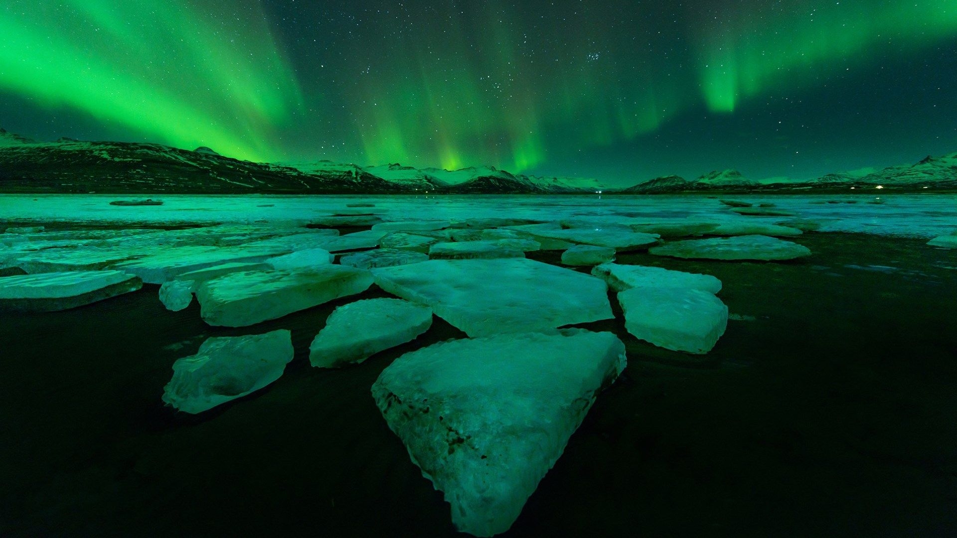 1920x1080 Get The Northern Lights, Desktop