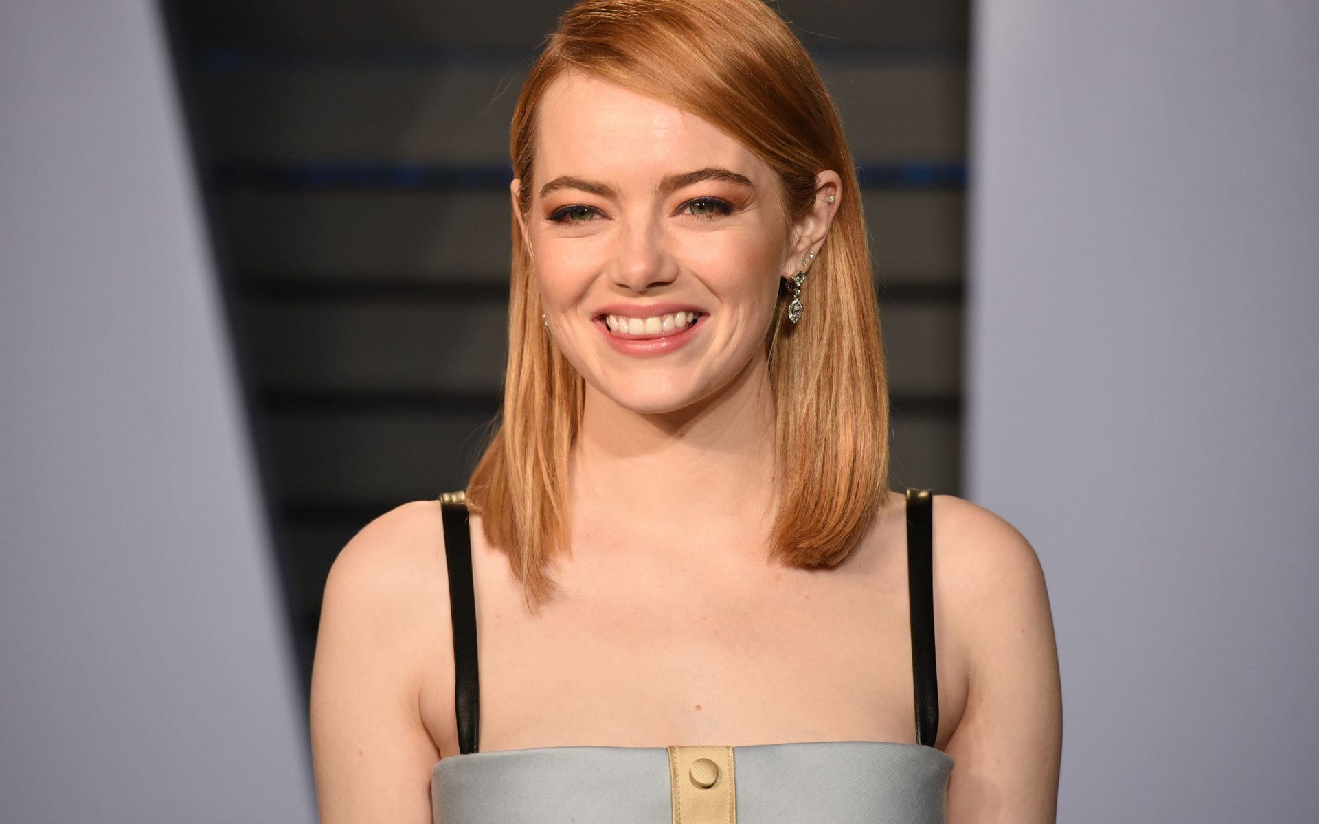 1920x1200 Emma Stone Lists Charming Beverly Hills Cottage for $3.8 Million, Desktop