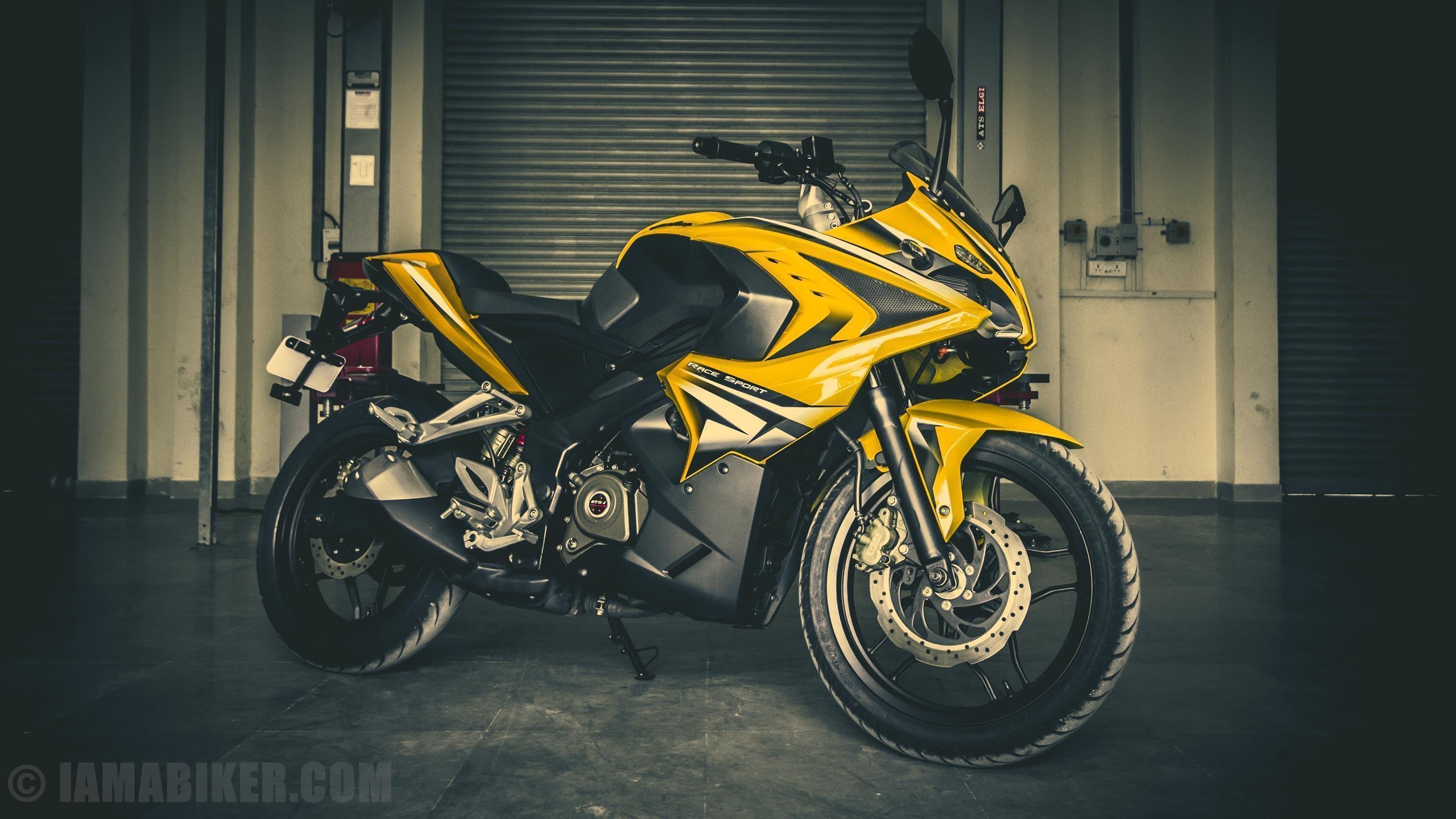 2560x1440 Pulsar 200 Bike HD Pic, Desktop