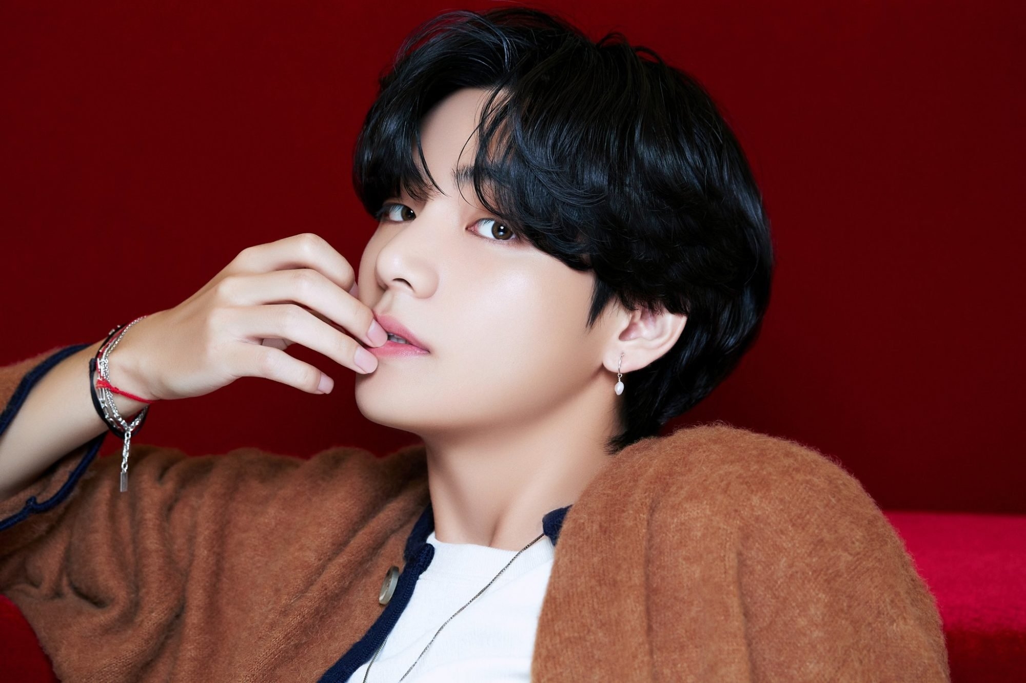 2000x1340 BTS Be V Concept Teaser Photo (HD HQ)-Pop Database Dbkpop.com, Desktop