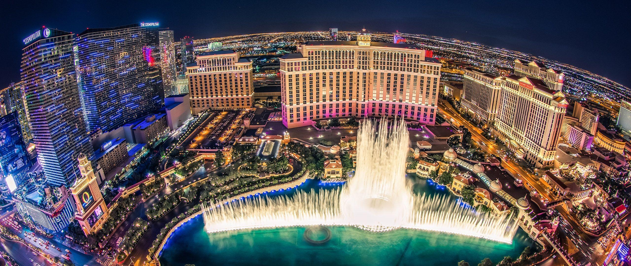 2560x1080 Bellagio Hotel Las Vegas Fountain Show Top View Wallpaper, Dual Screen