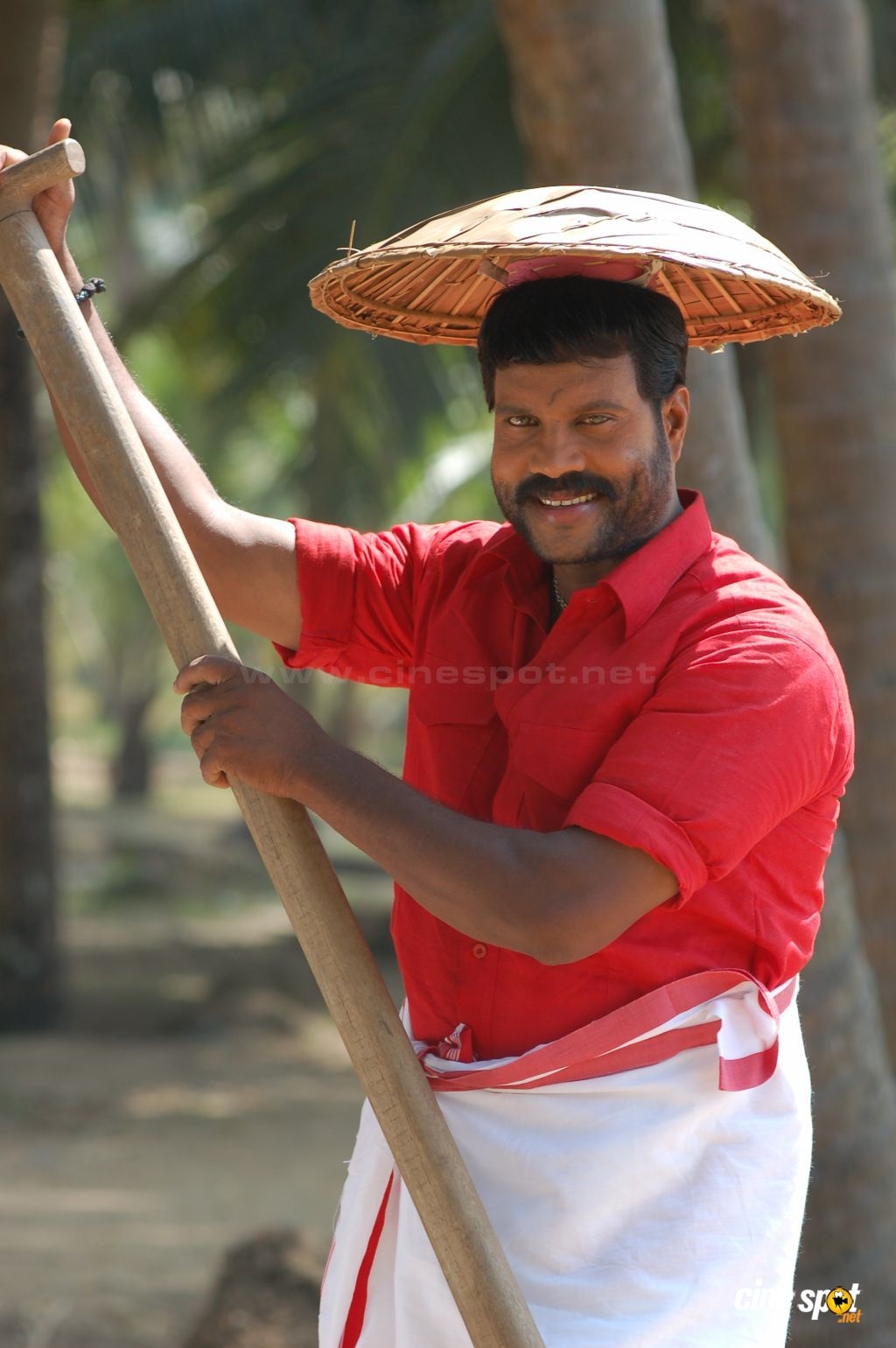 1030x1540 kalabhavan mani photo (6), Phone