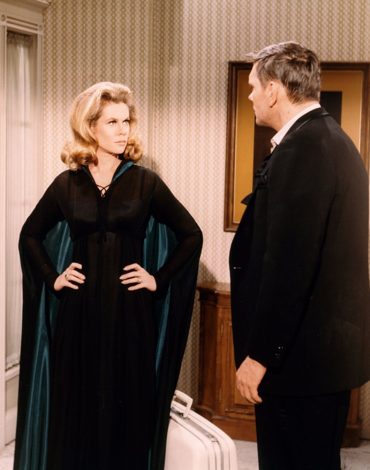 1200x1530 Here's What Happened to 'Bewitched' Star Elizabeth Montgomery, Phone