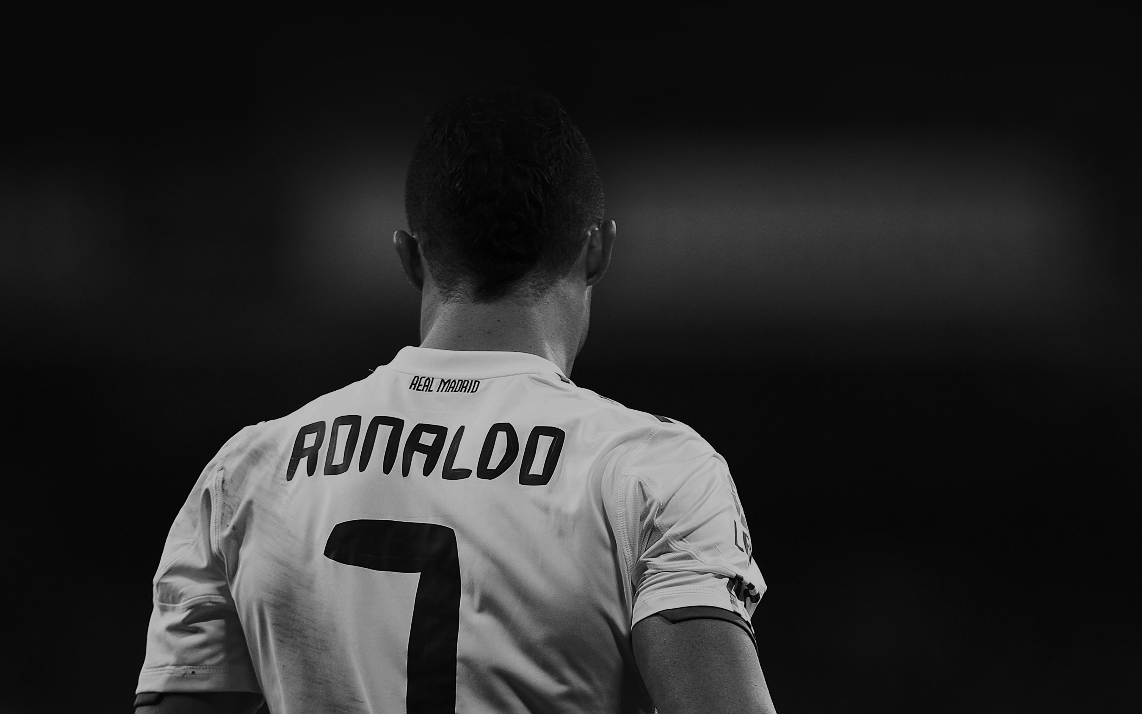 3840x2400 wallpaper for desktop, laptop. cristiano ronaldo 7 real madrid soccer dark, Desktop