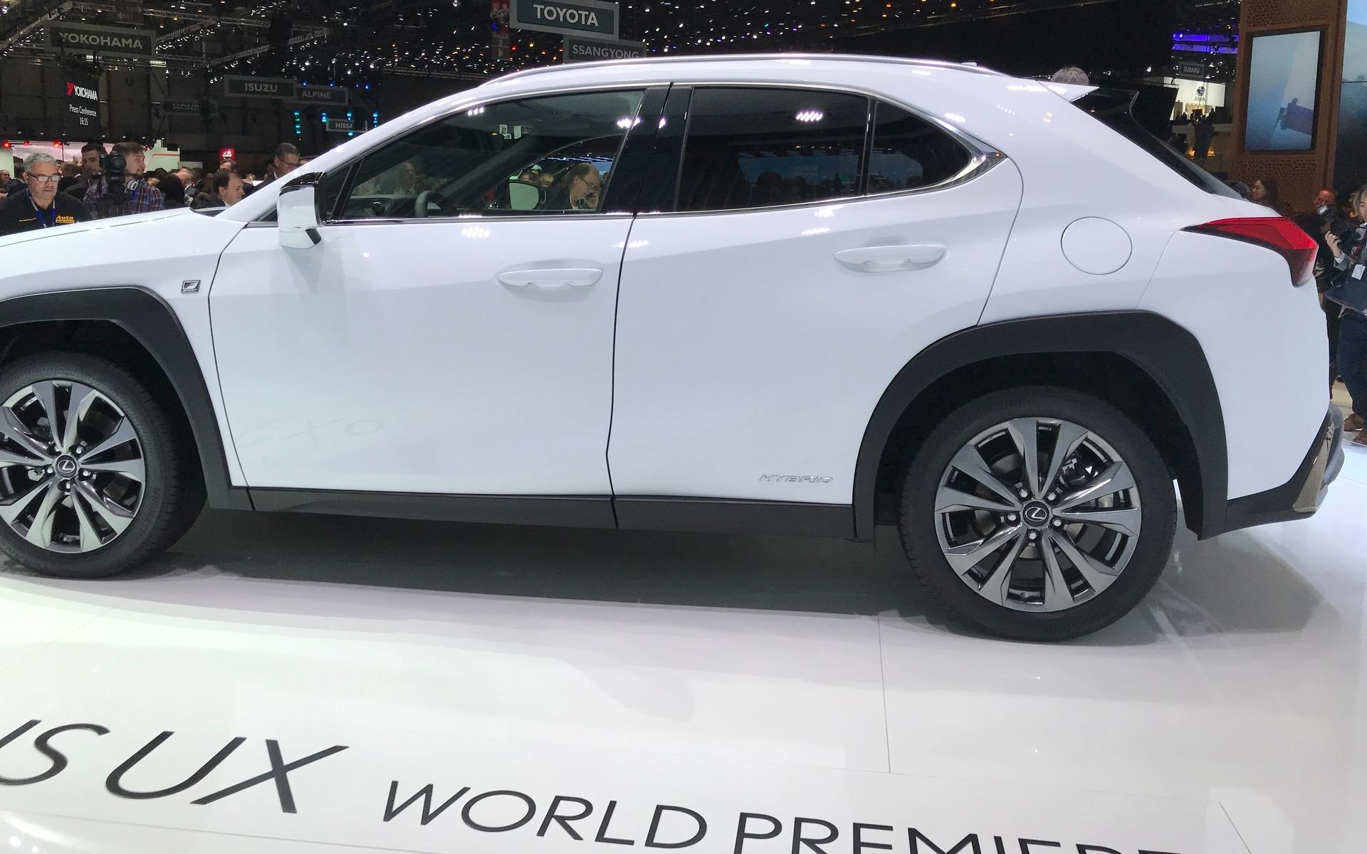 1920x1200 Lexus UX: The Brand's New Entry Level SUV Is Coming!, Desktop