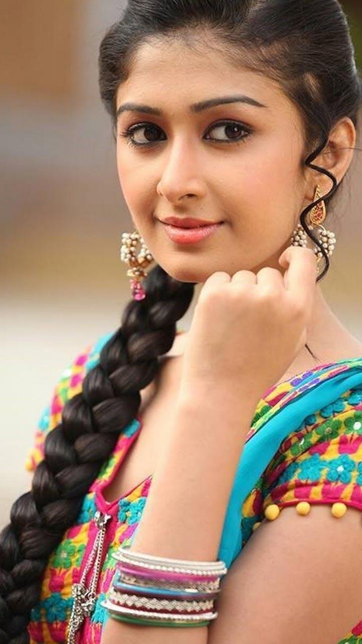 720x1280 Desi Girls HD Wallpaper Beautiful New Image, Phone