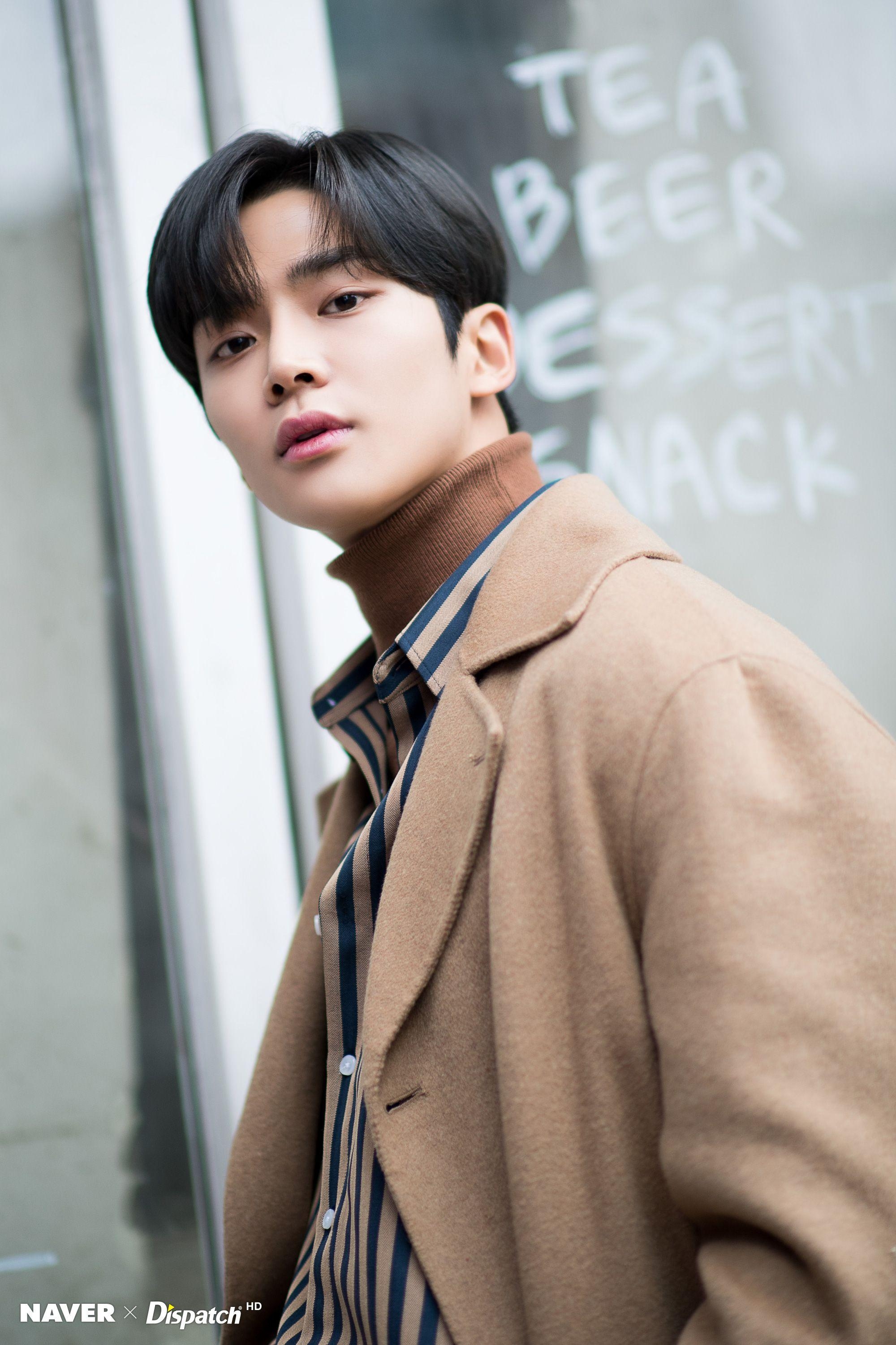 2000x3000 SF9 Rowoon & Chani Naver x Dispatch photohoot, Phone