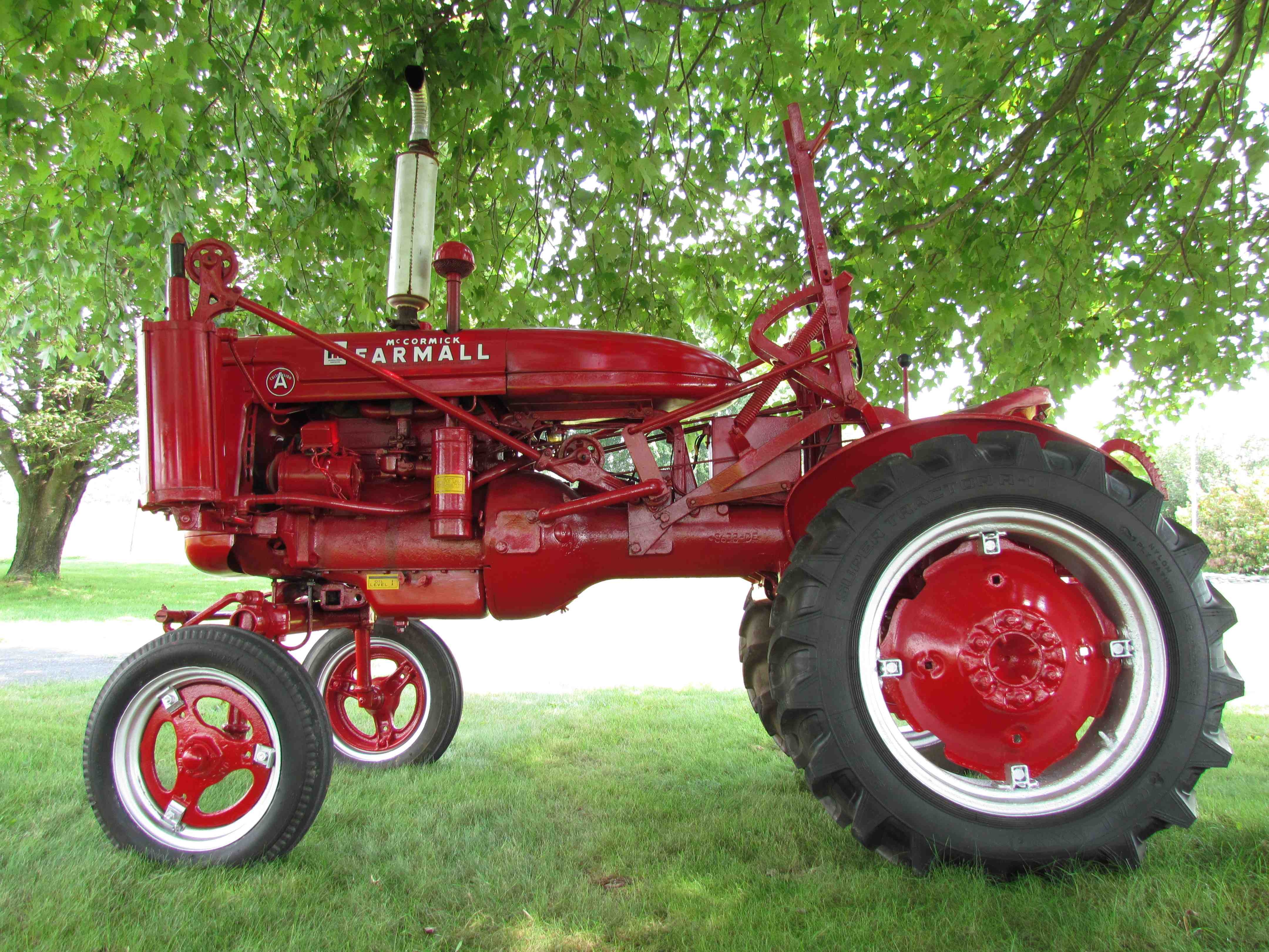 4320x3240 The Farmall Pneumatic Lift All. Old Paths Equipment, Desktop