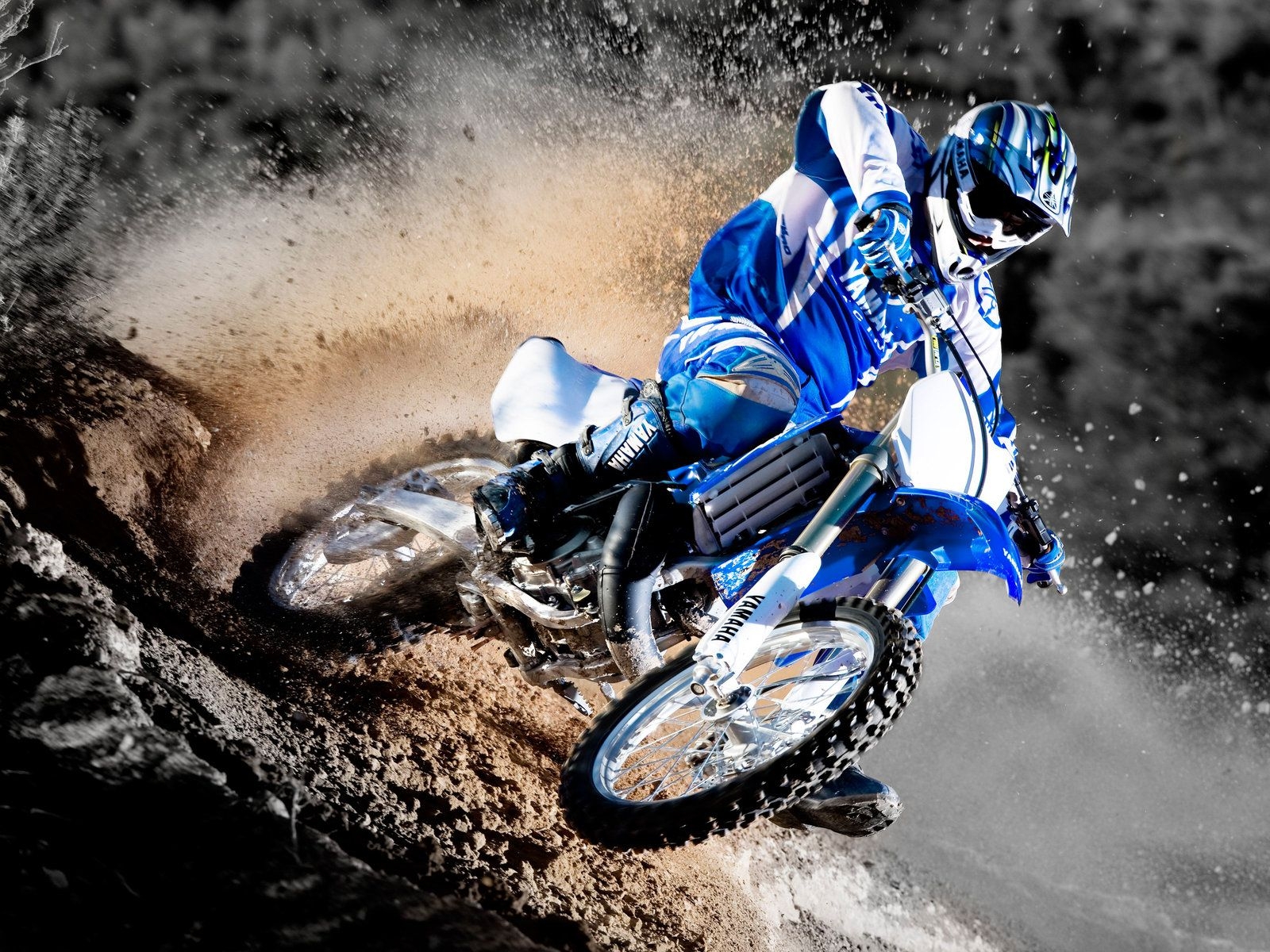 1600x1200 Yamaha YZ 250 Wallpaper, Desktop