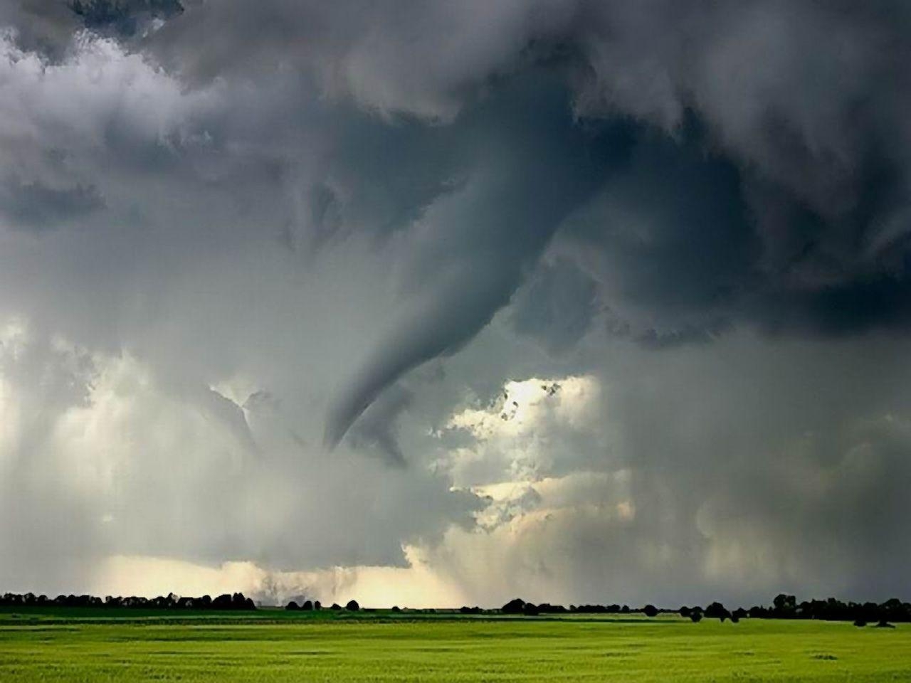 1280x960 Tornado Formed, Desktop