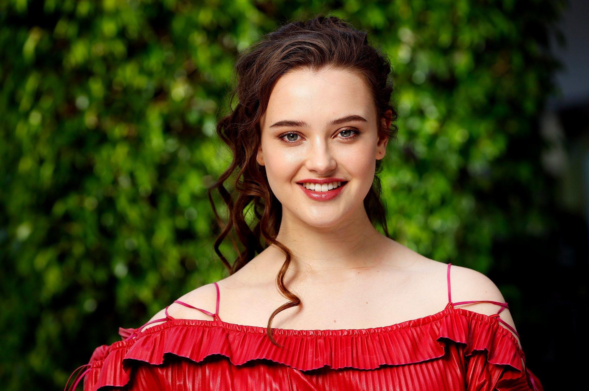 2000x1330 Katherine Langford HD Wallpaper, Desktop