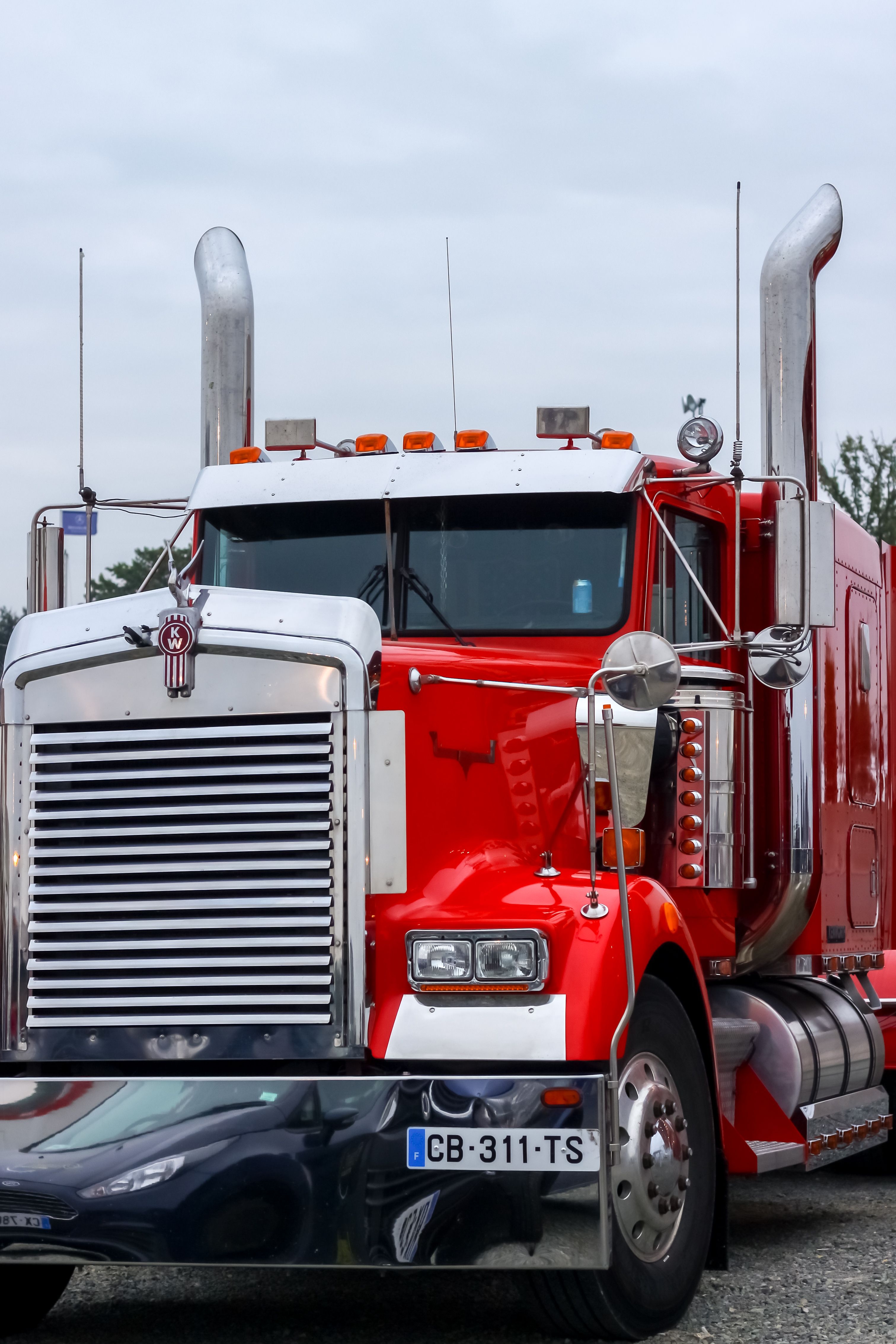 3030x4540 Kenworth Wallpaper High Resolution Background To Download, Phone