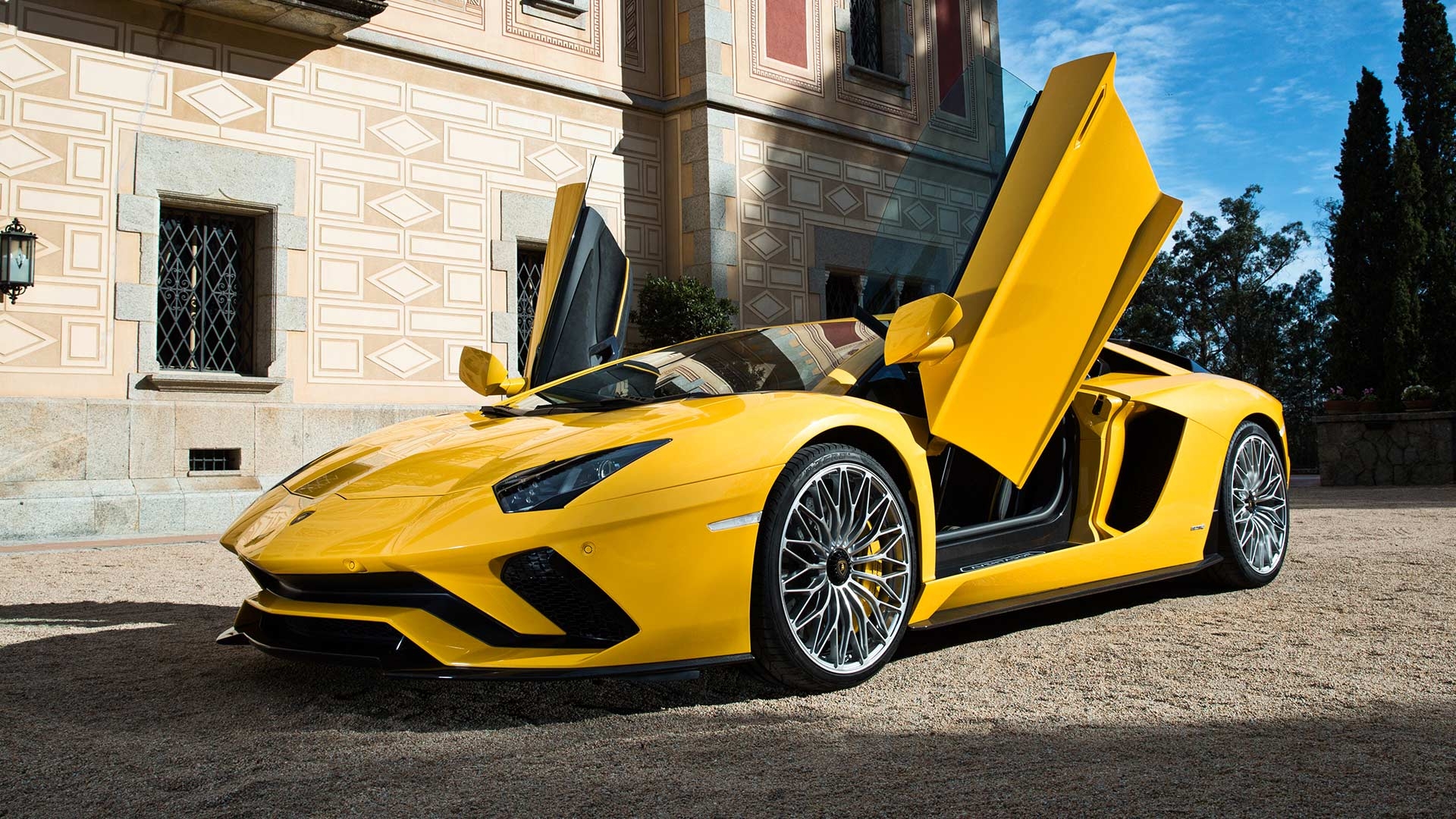 1920x1080 Lamborghini Aventador S Open Door Wallpaper Cars, Desktop