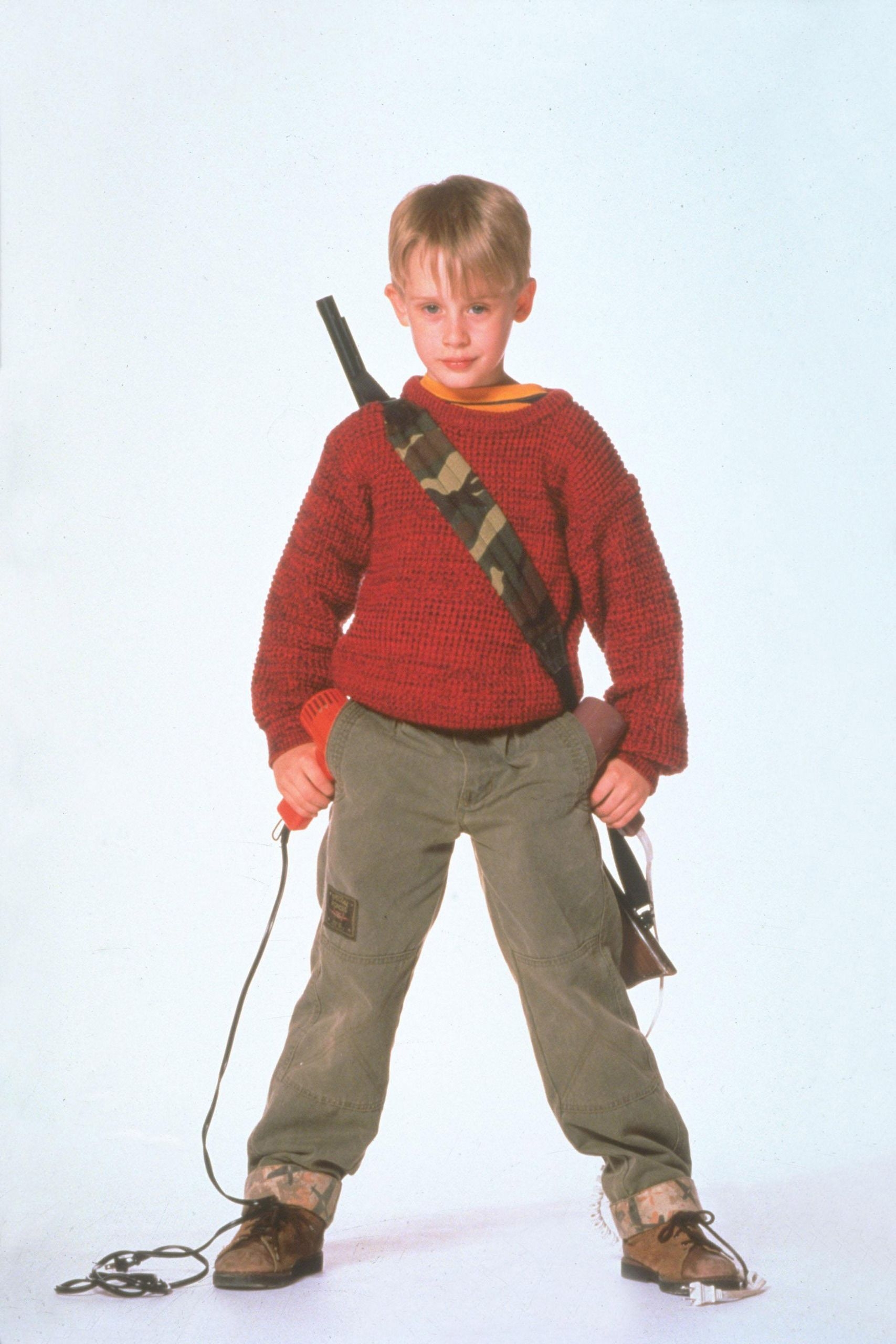 1710x2560 Home Alone Alone Photo, Phone