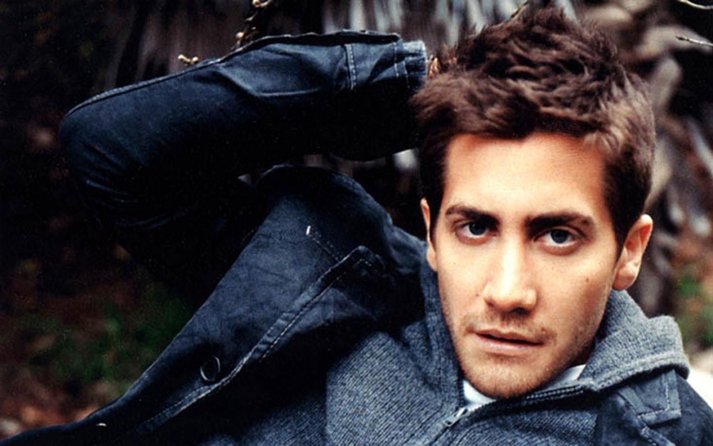 1440x900 Best looking man Gyllenhaal  Wallpaper, Desktop