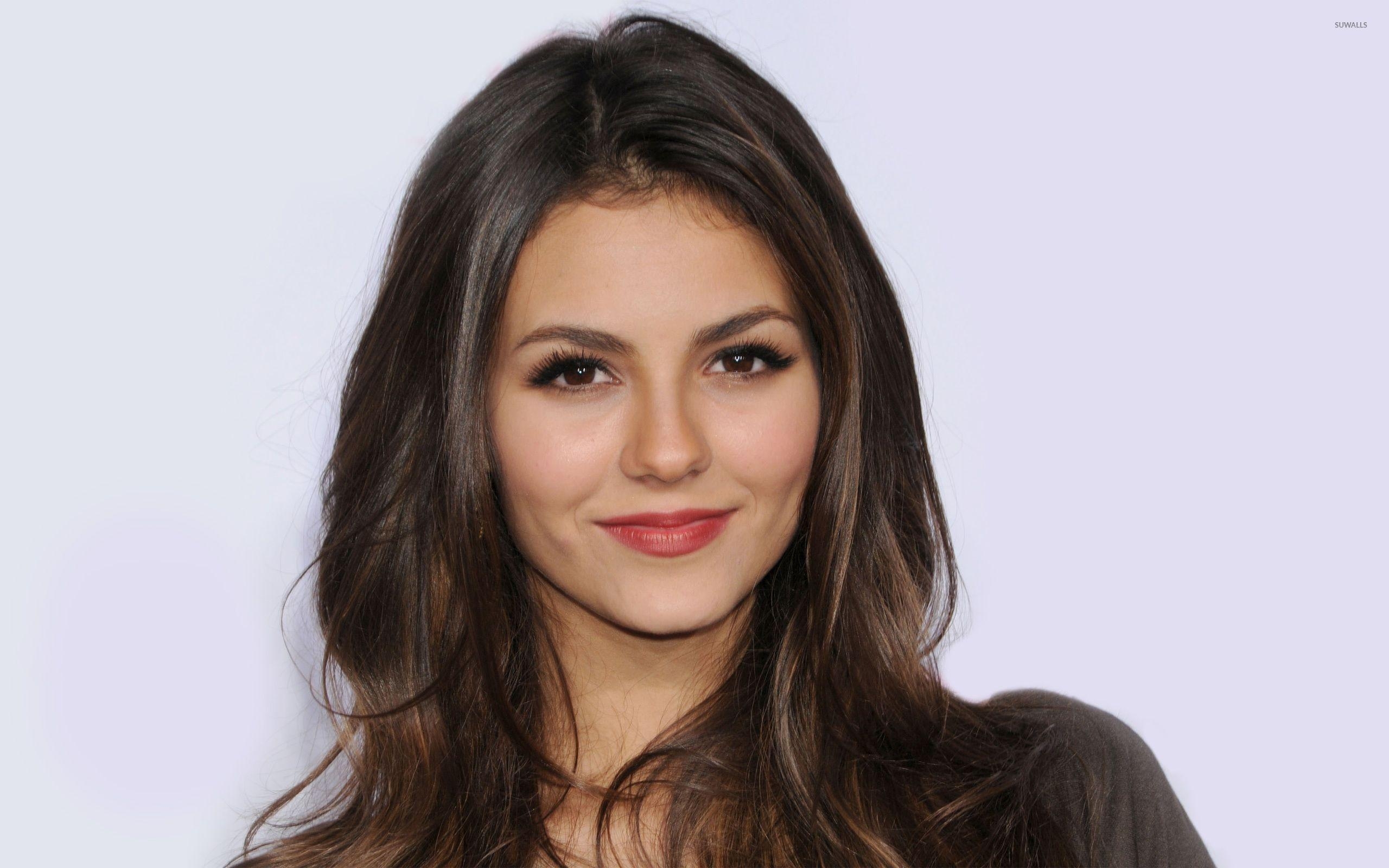 2560x1600 Victoria Justice Wallpaper, Desktop