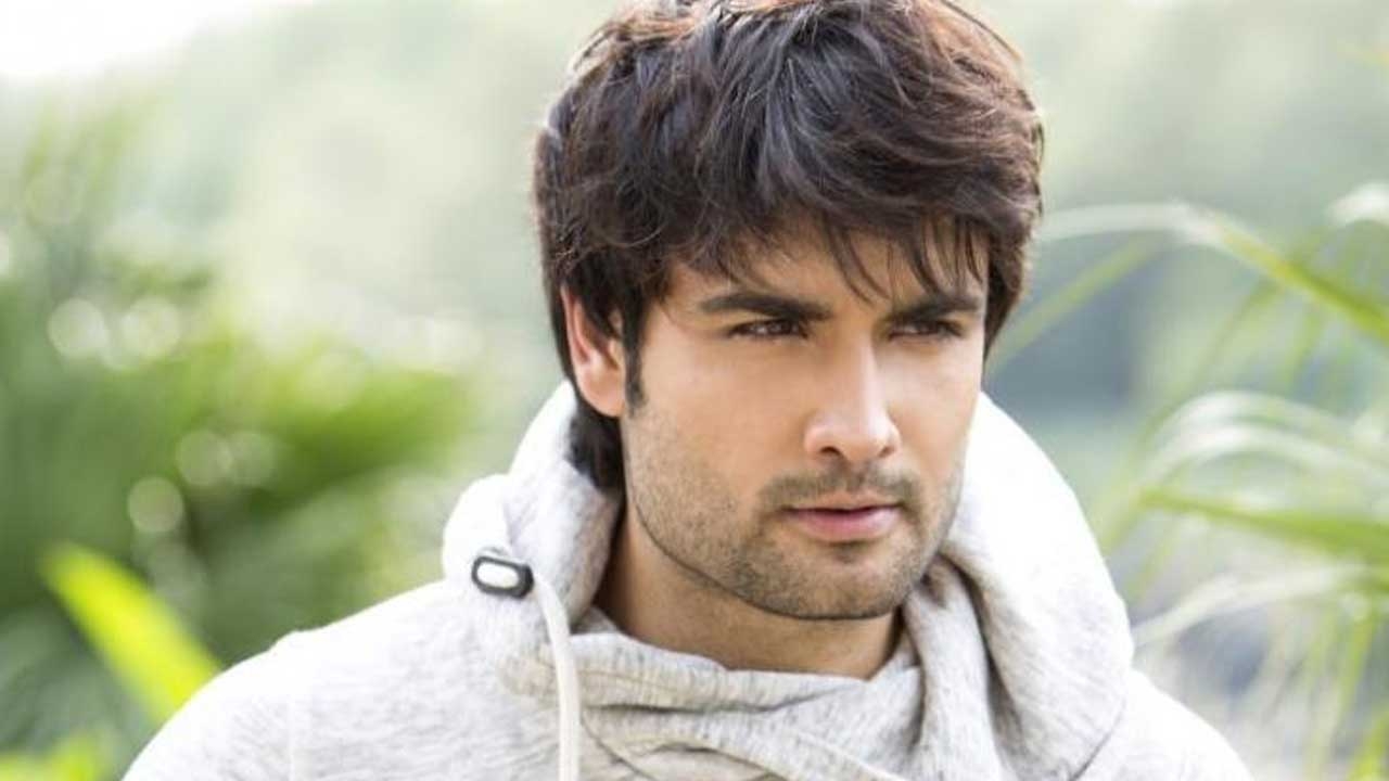 1280x720 handsome picture of Vivian Dsena.iwmbuzz.com, Desktop